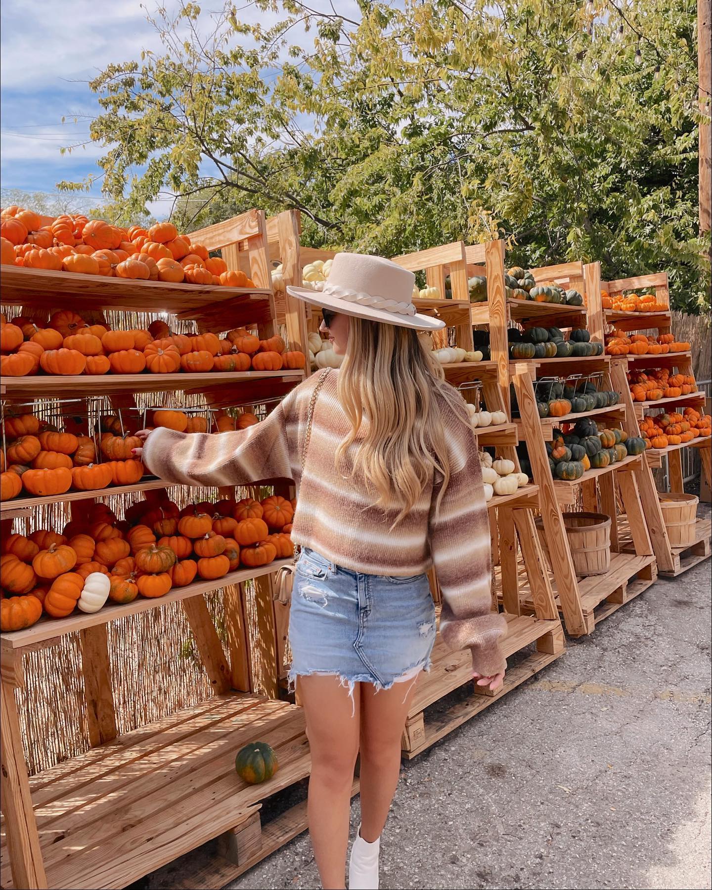 25 Fall Festival Outfits You Need for 2026 5 Cozy Striped Knit And Denim Mini Fall Look