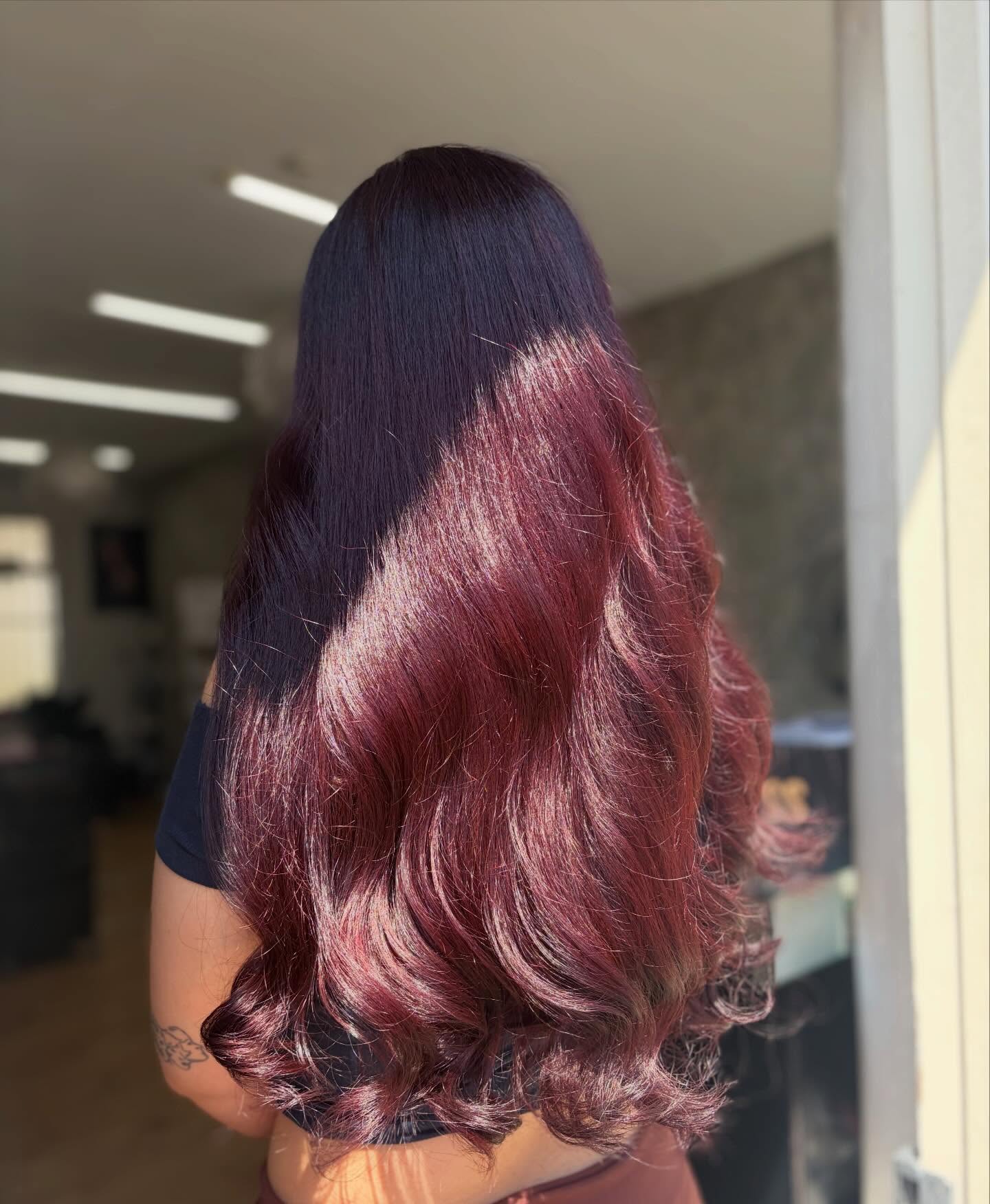 25 Cherry Cola Hair Colors Taking Over 2026 15 Deep Cherry Cola Waves With Glossy Finish
