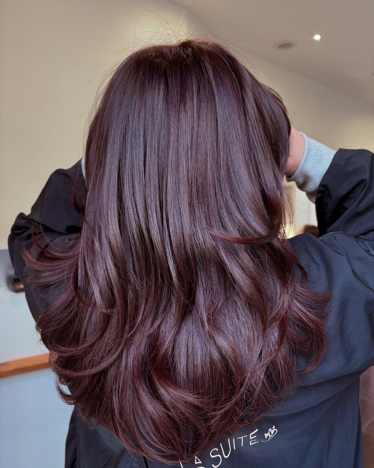 25 Cherry Cola Hair Colors Taking Over 2026 12 Deep Cherry Cola With Loose Waves