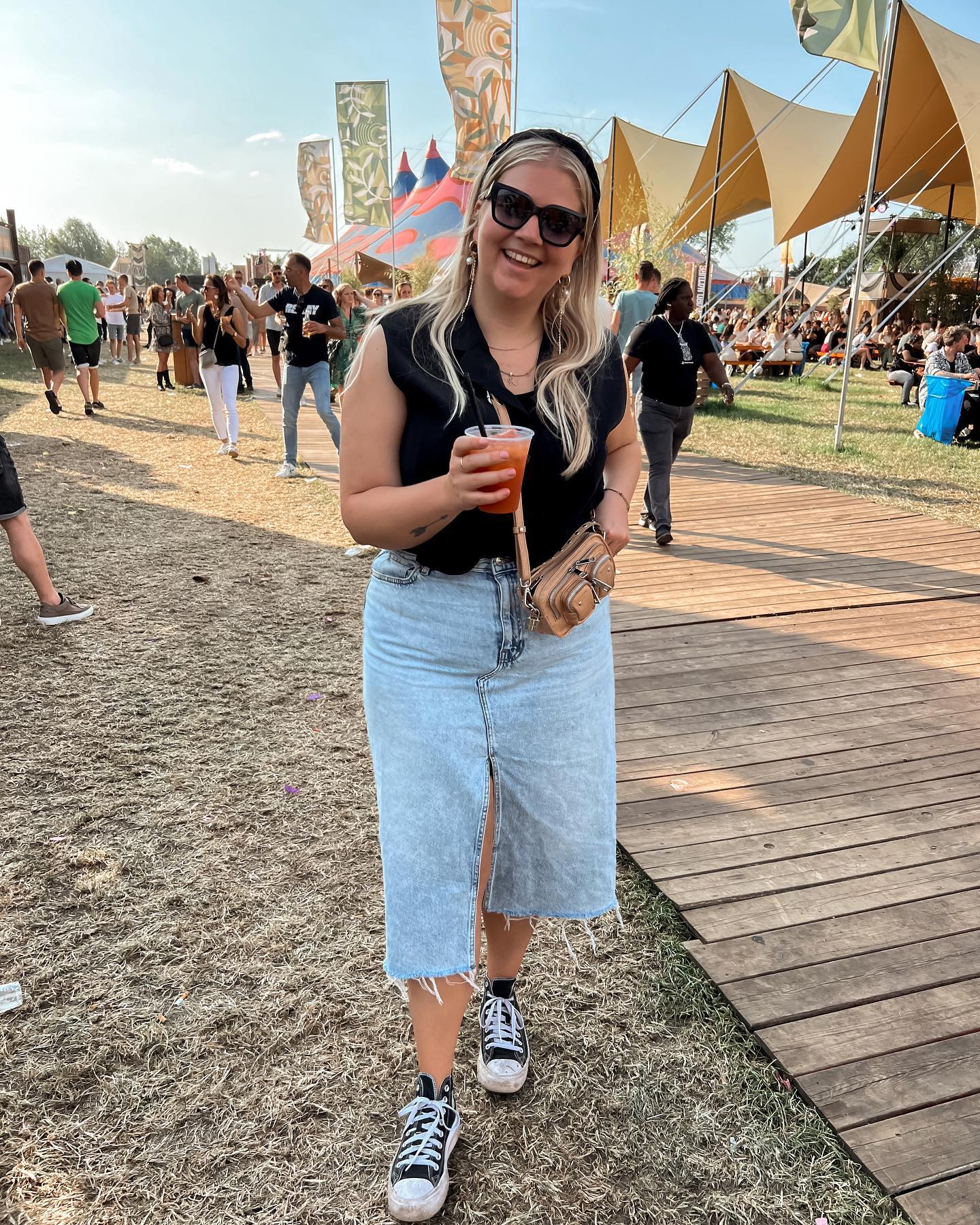 25 Fall Festival Outfits You Need for 2026 24 Denim Maxi Skirt Festival Comfort Outfit