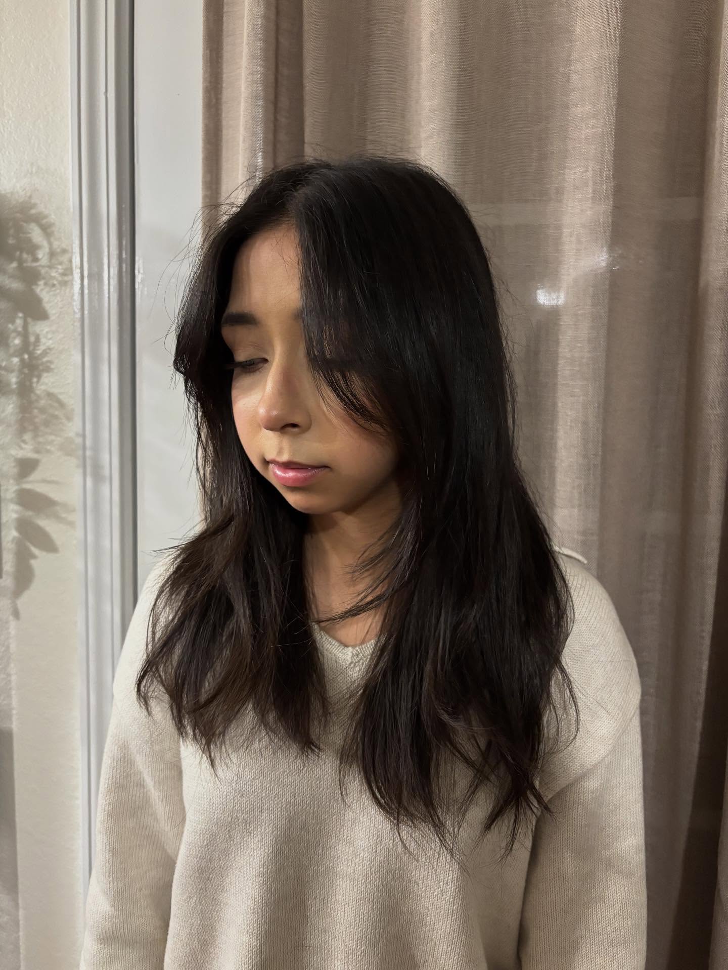 25 Fall Haircuts 2026 You Need To See Now 14 Effortless Long Layers With Subtle Face Framing