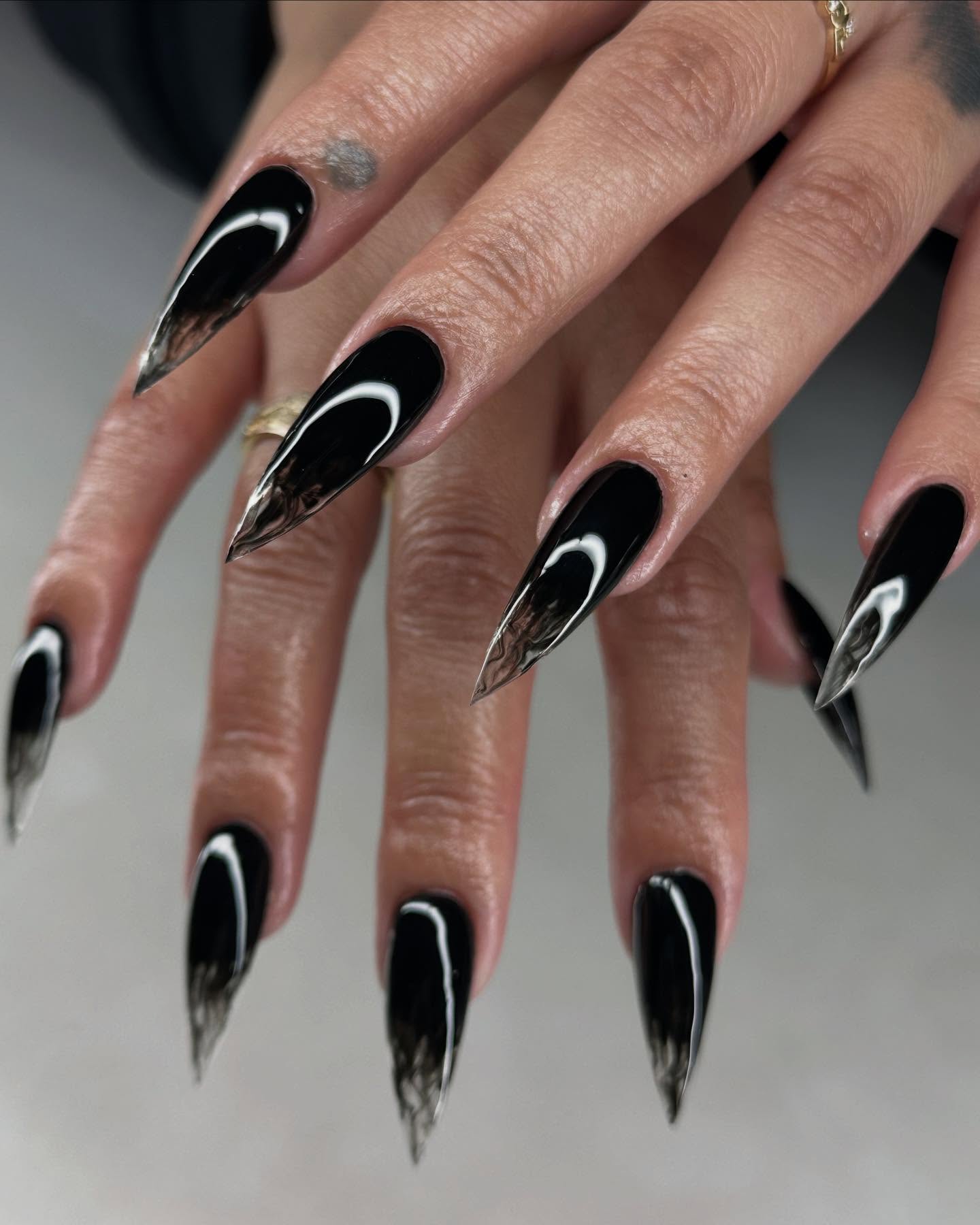 Glossy Black Ombré Stiletto Nails