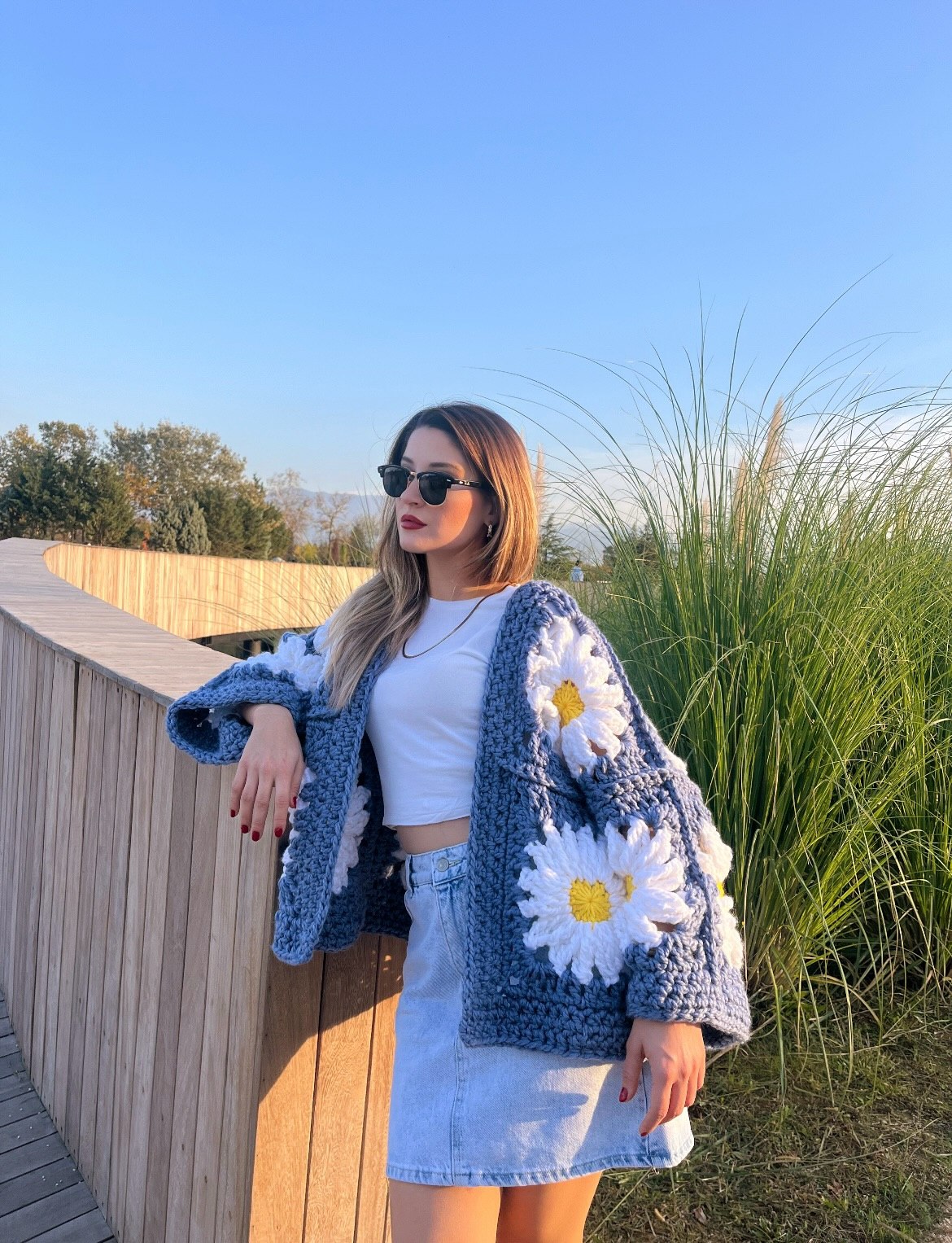27 Cardigan Outfit Ideas You Need for 2026 8 Granny Square Daisy Crochet Cardigan Outfit