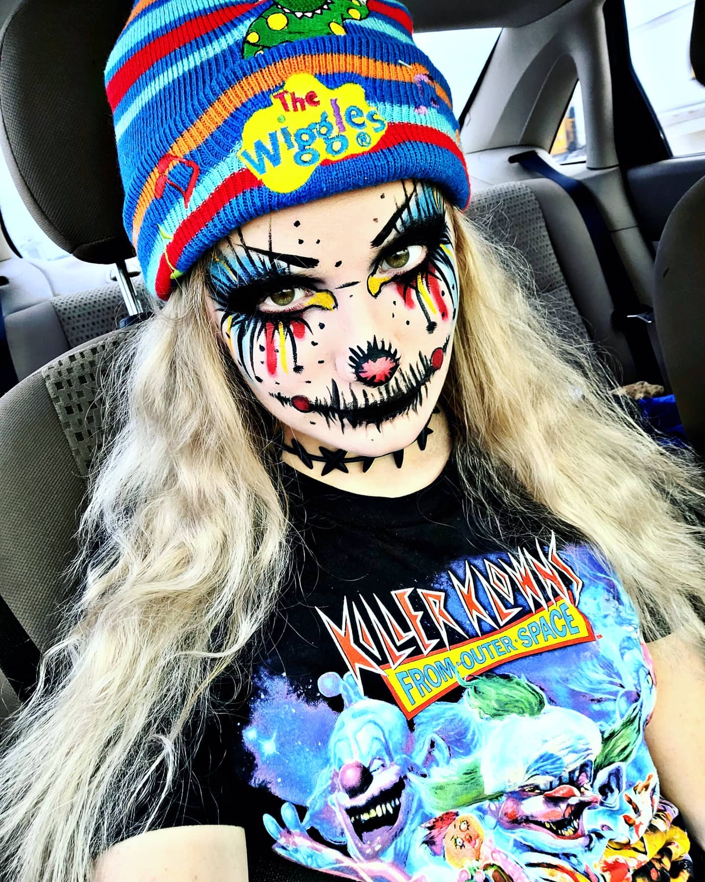 25 Wild Clown Hairstyles for 2026 You Need to See 21 Messy Blonde Waves With A 'Killer Klowns' Vibe