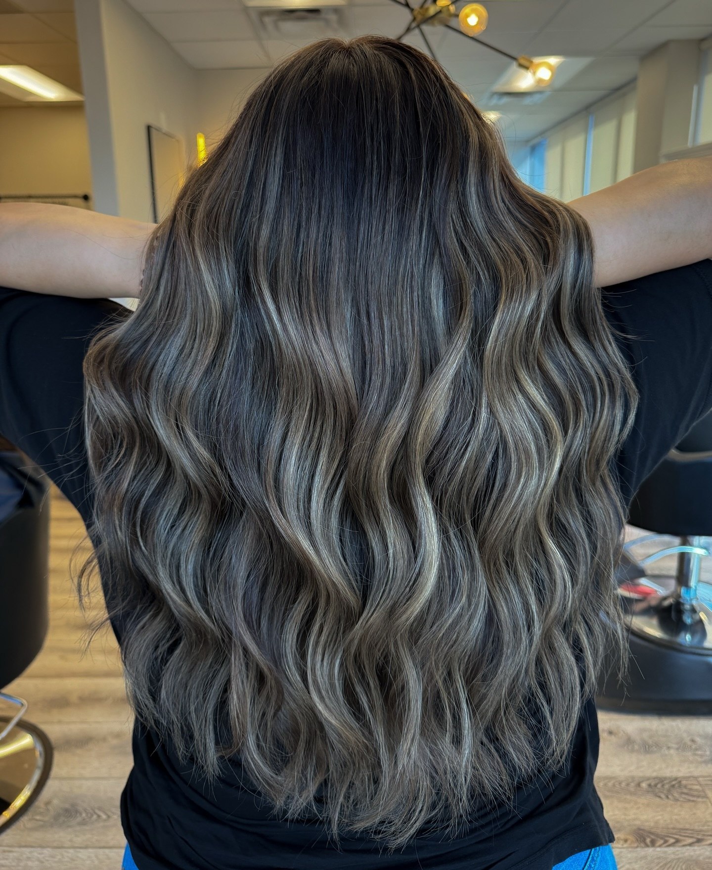 25 Stunning Fall Hair Colors for Brown Hair in 2026 19 Mocha Bronde Balayage With Loose S-Waves