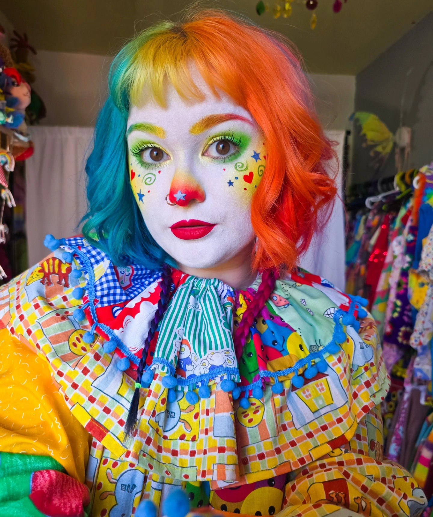 25 Wild Clown Hairstyles for 2026 You Need to See 6 Rainbow Clown Core Half And Half Hair