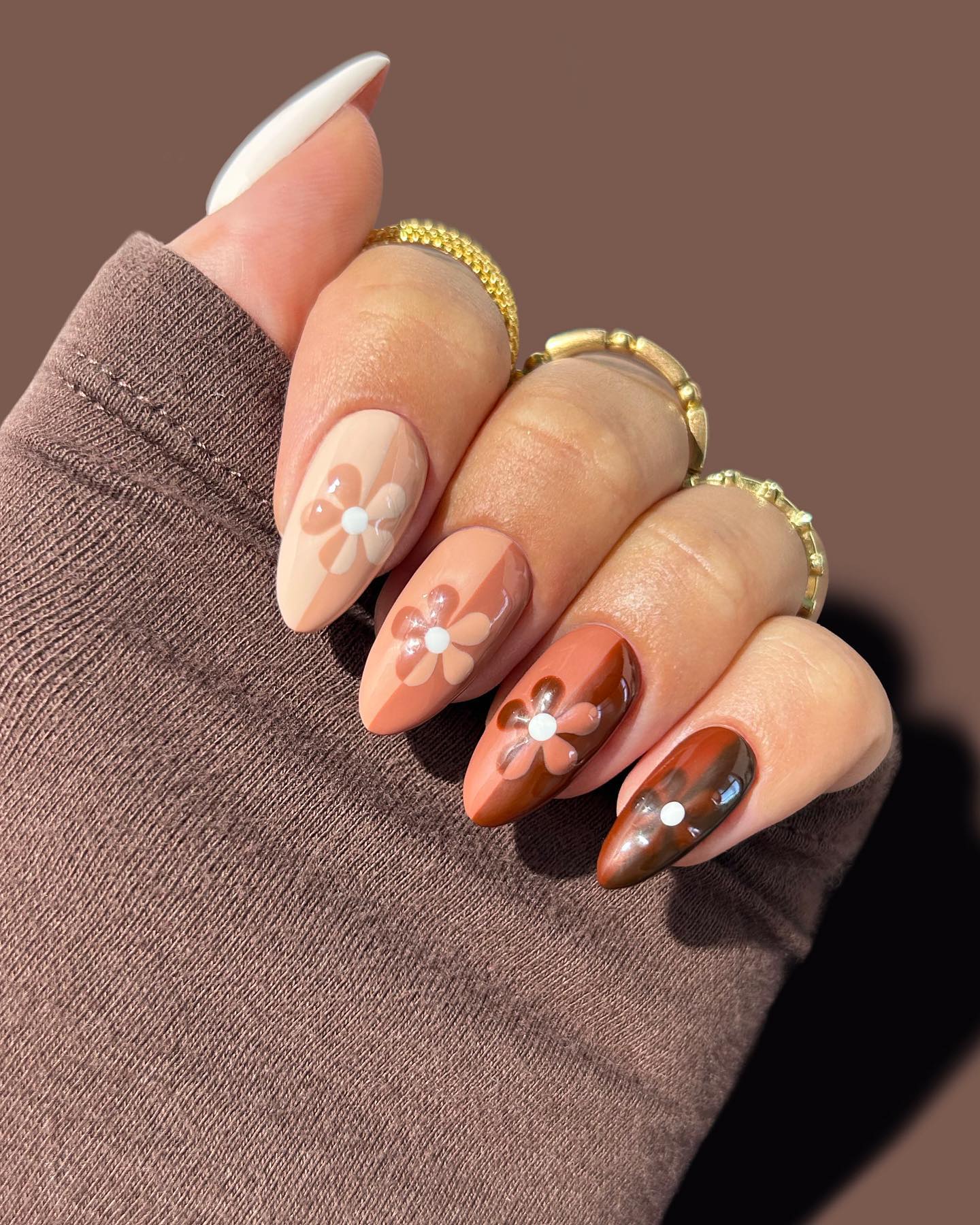Retro Floral Brown Almond Nails
