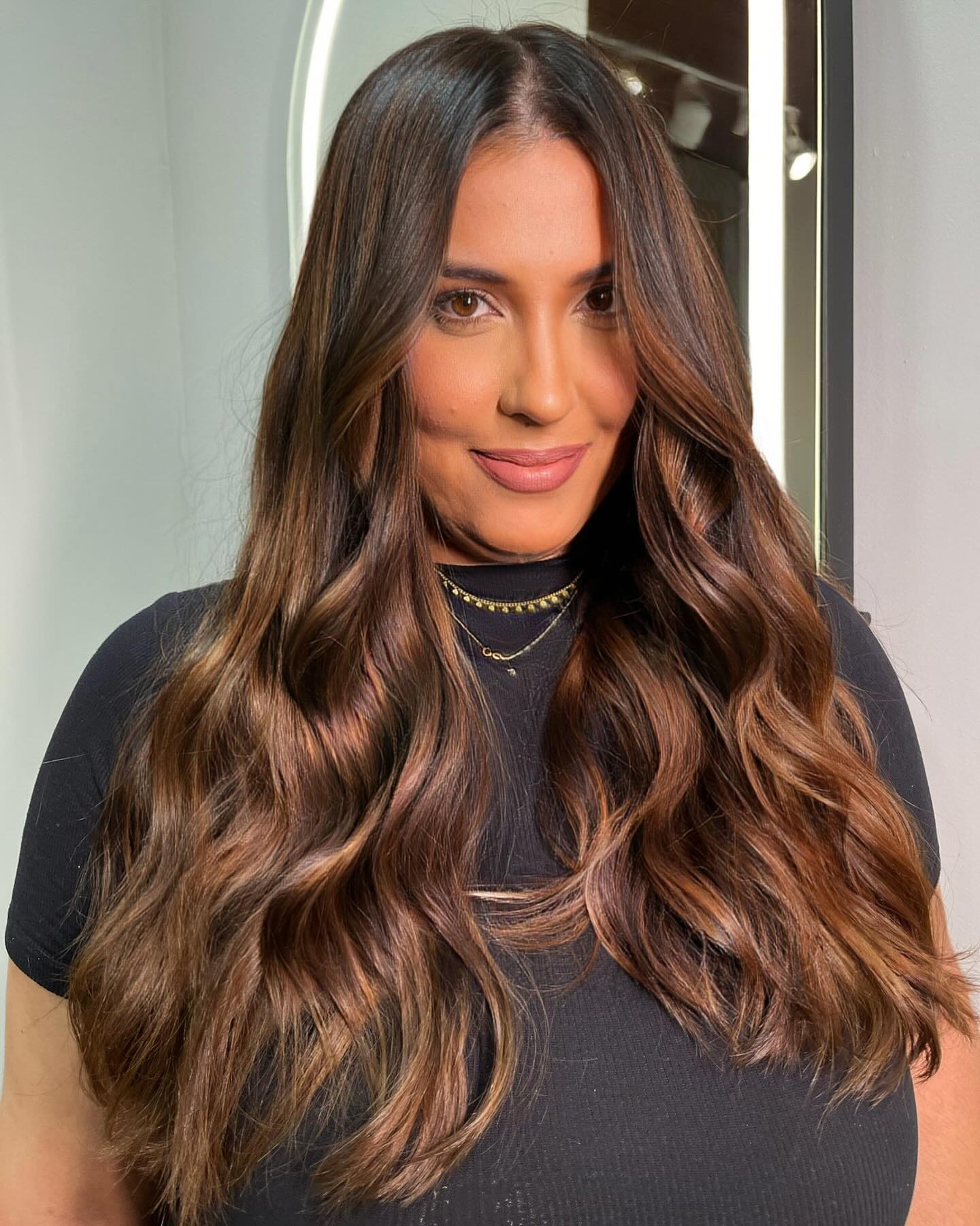 25 Stunning Brown Cinnamon Hair Color Ideas for 2026 19 Rich Cinnamon Swirl Balayage Waves