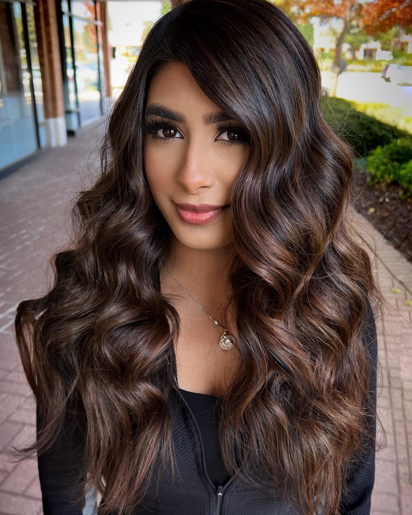 27 Fall Hair Colors 2026 You Need To See Now 10 Rich Espresso Balayage With Soft Waves
