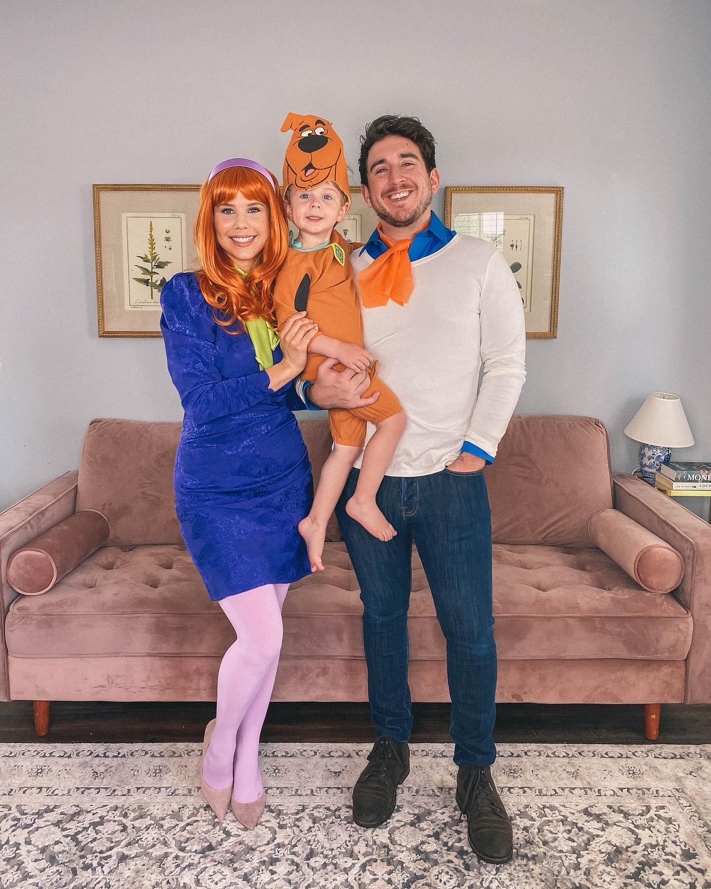 25 Hilarious Halloween Costumes for 2026 You Can’t Miss 27 Scooby-Doo Family Halloween Costume Effortless Style