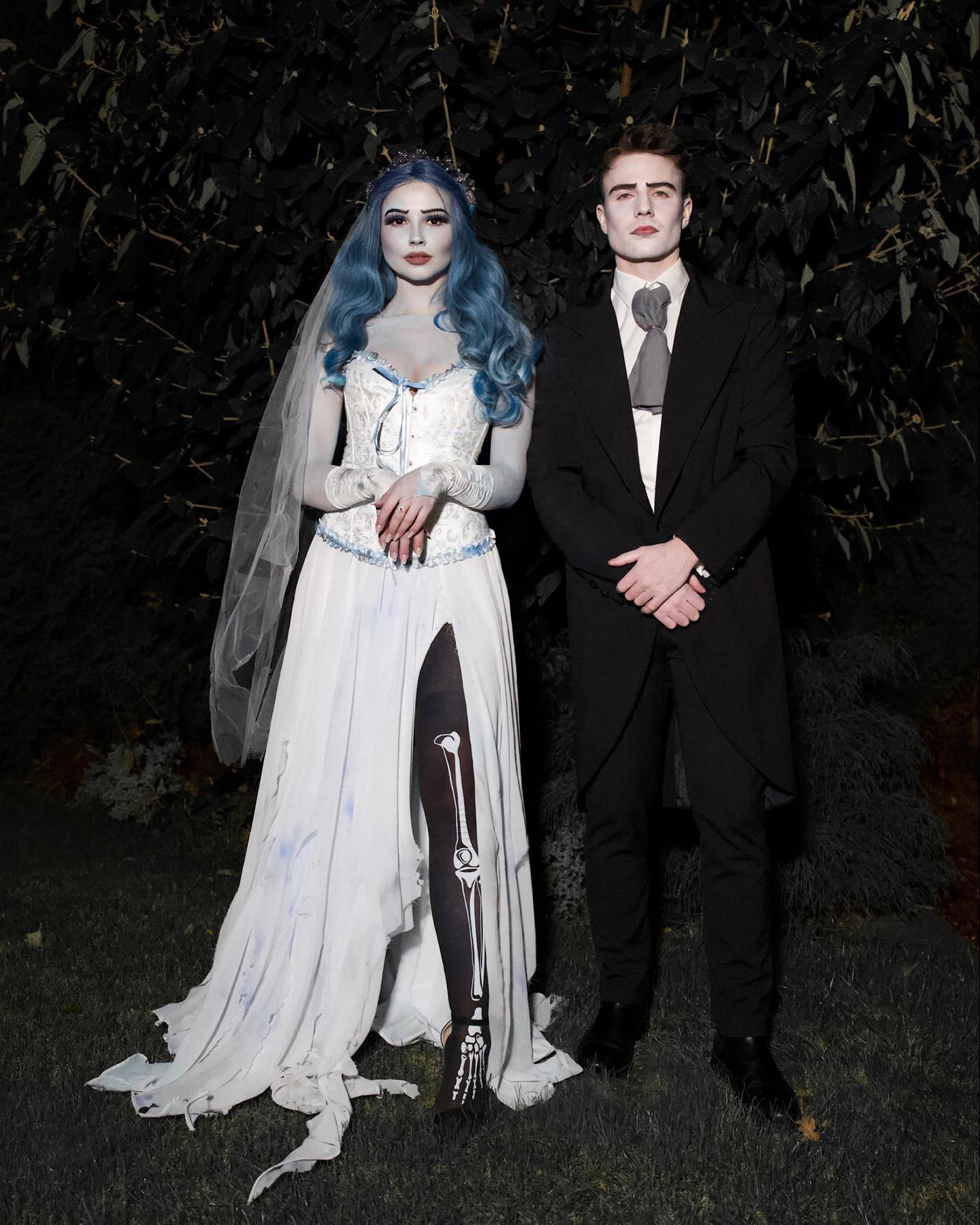 27 Epic Couples Halloween Costumes for 2026 6 Spooky Bride and Groom Halloween Costume