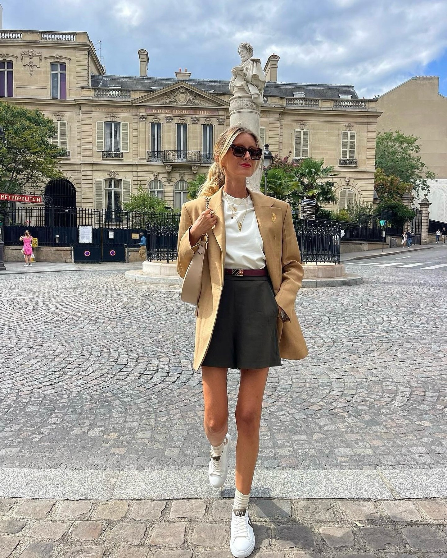 26 Blazer Outfit Ideas You Need for 2026 7 Tan Blazer With Dark Shorts And Sneakers