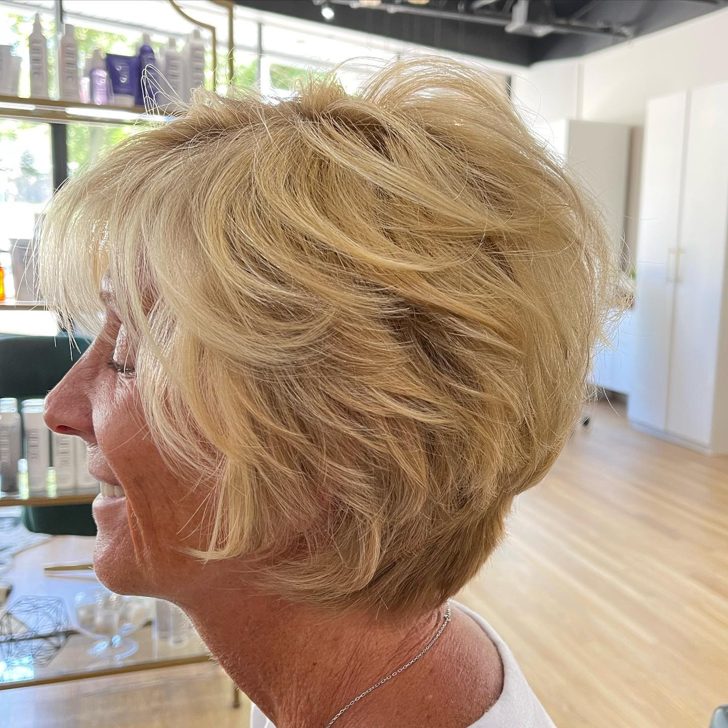 25 Fall Haircuts 2026 You Need To See Now 23 Textured Blonde Bob With Honey Tones