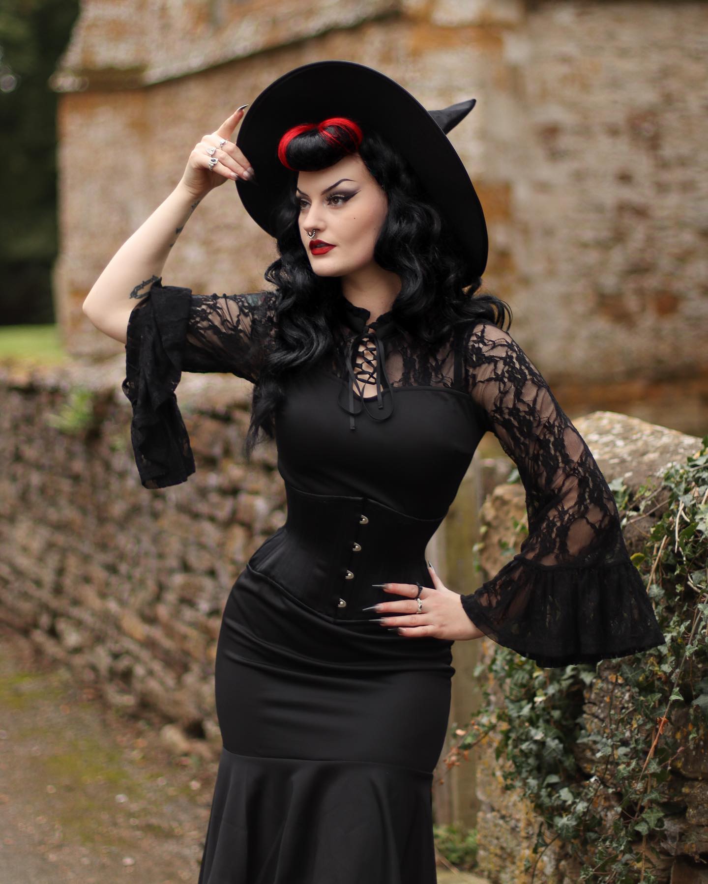 25 Witchy Outfit Ideas for 2026 12 Victorian Witch Silhouette With Lace Details
