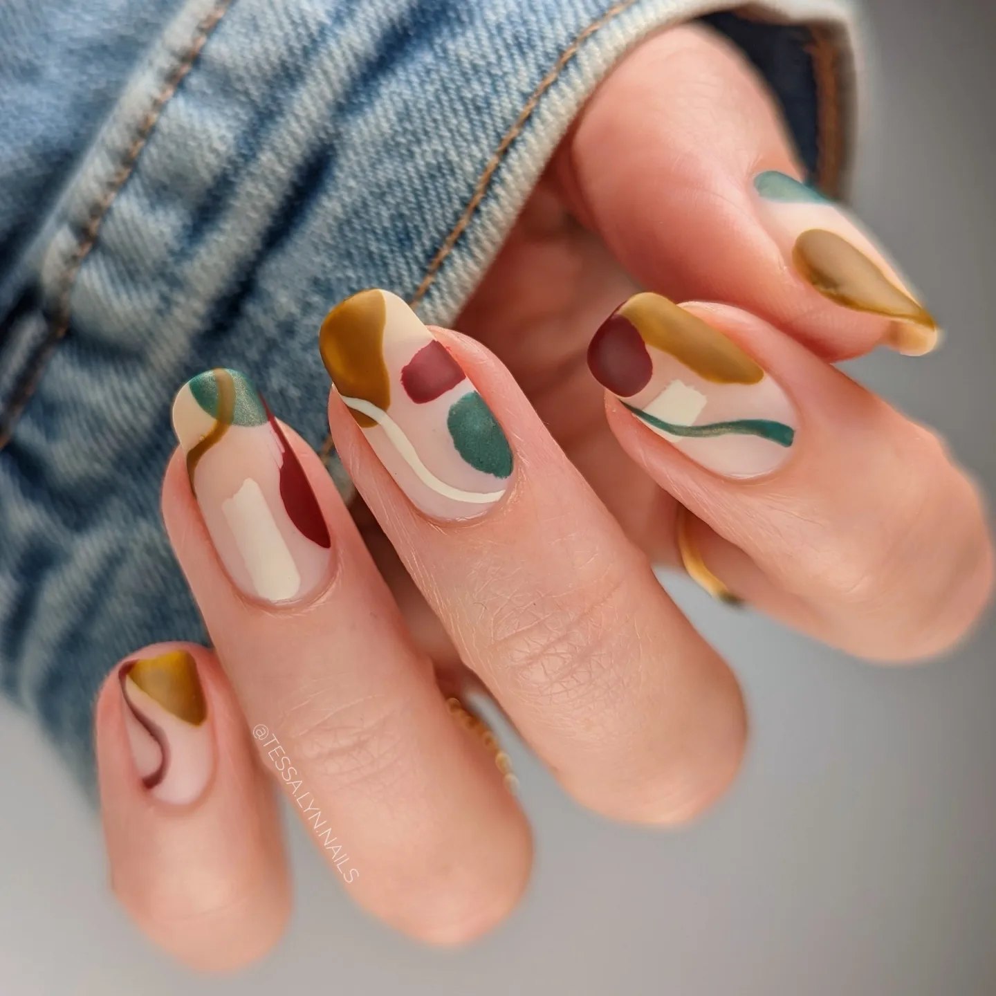 Abstract Matte Fall Art Almond Nails