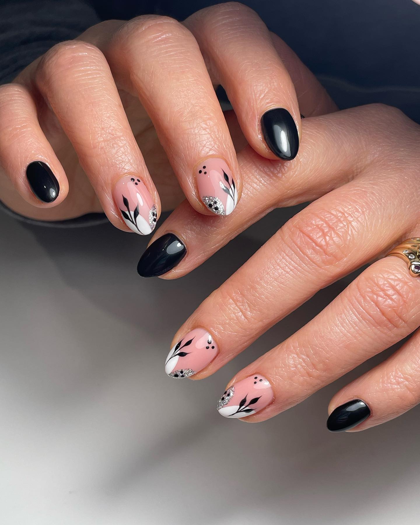 Black and White Botanical Fall Nails