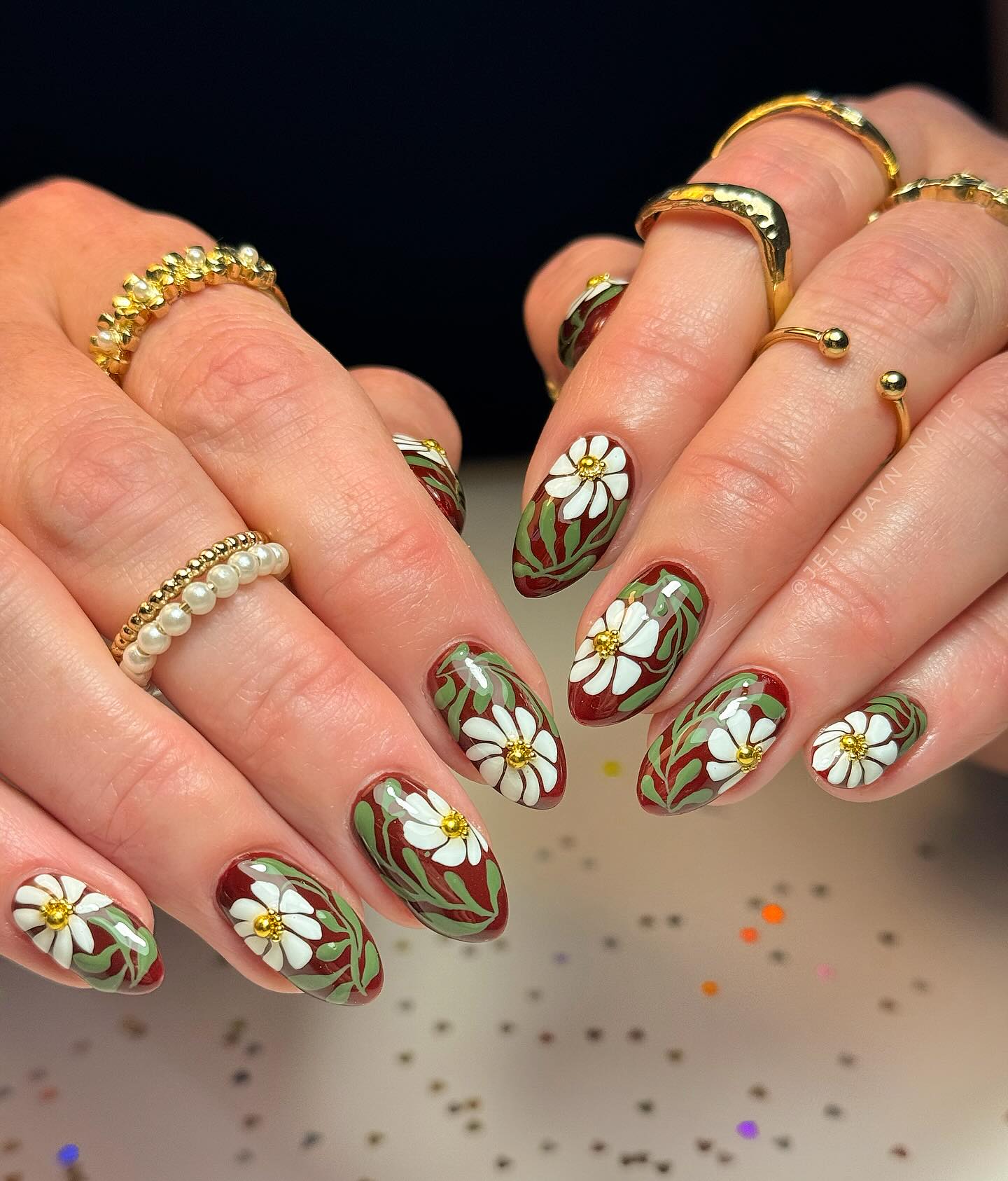 Burgundy Daisy Field Oval Nails