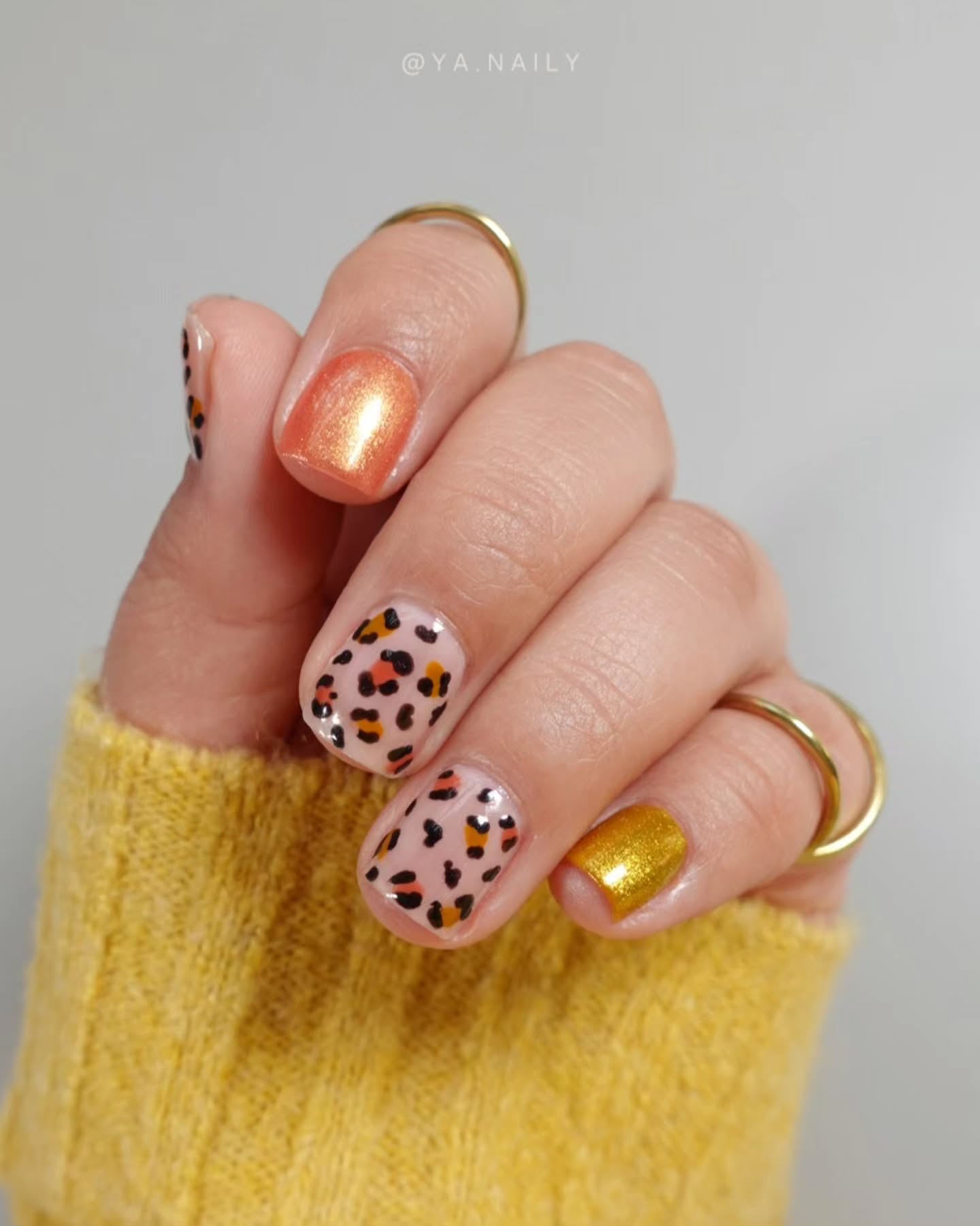 Chic Leopard Print and Metallic Accents