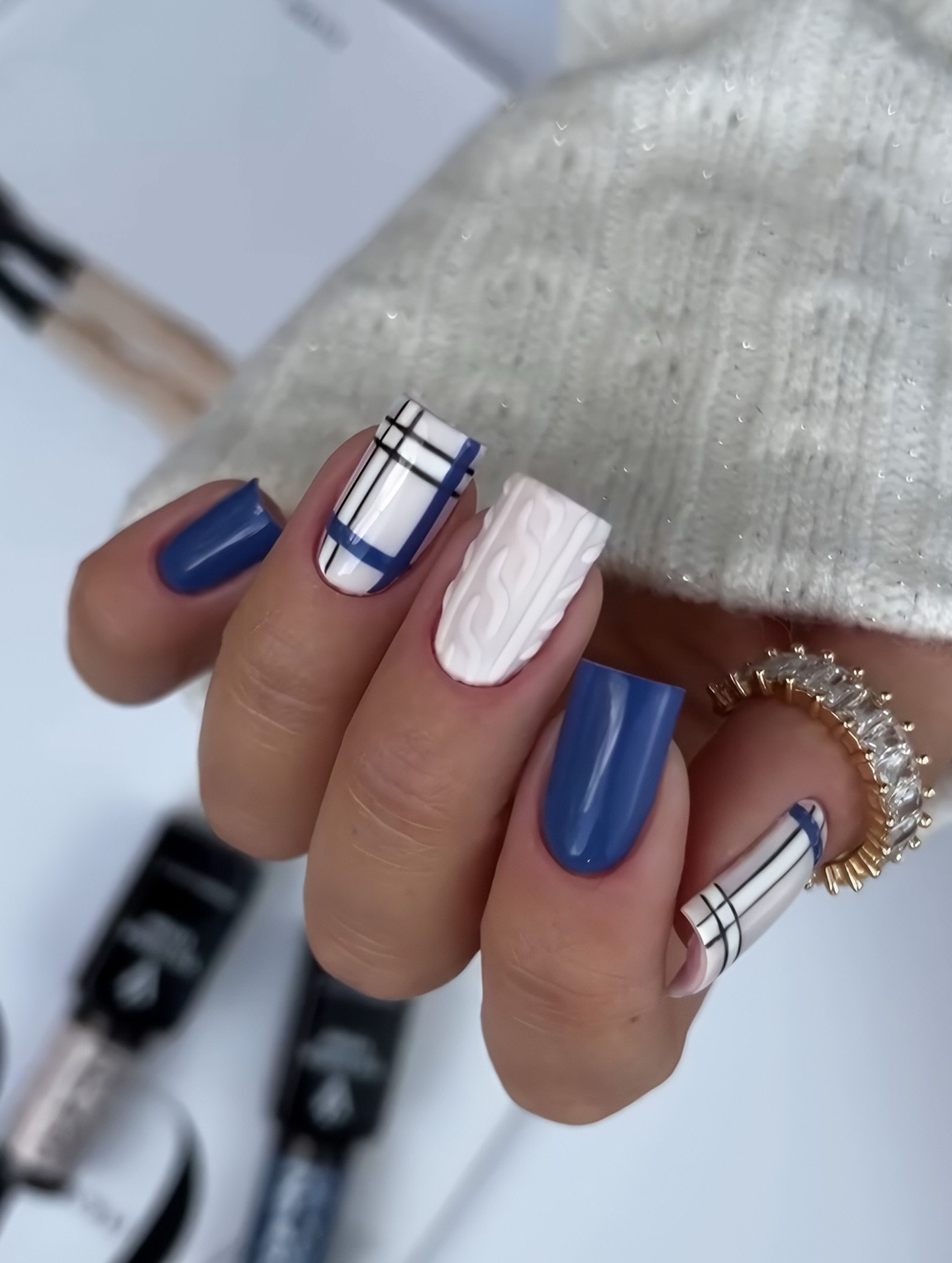Cozy Blue Plaid Cable Knit Square Nails