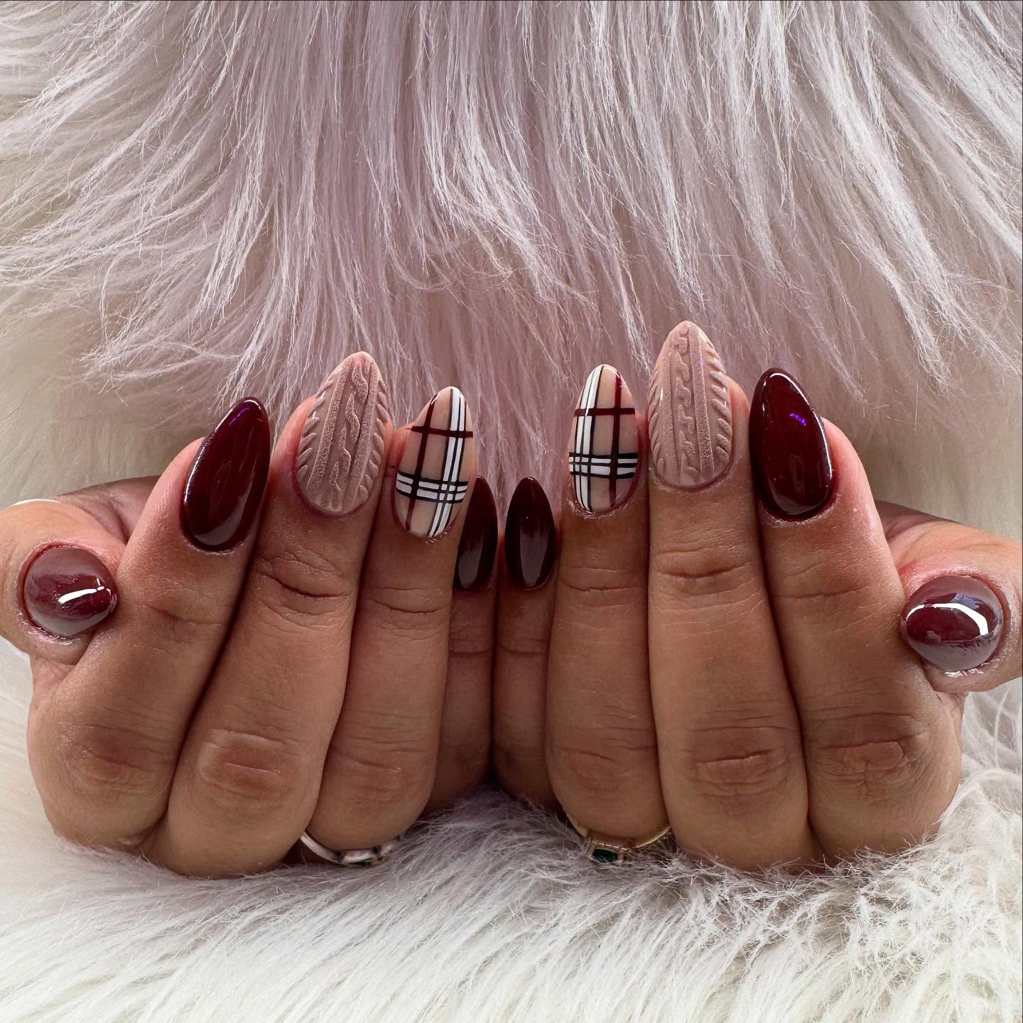 Cozy Cable Knit Plaid Almond Nails