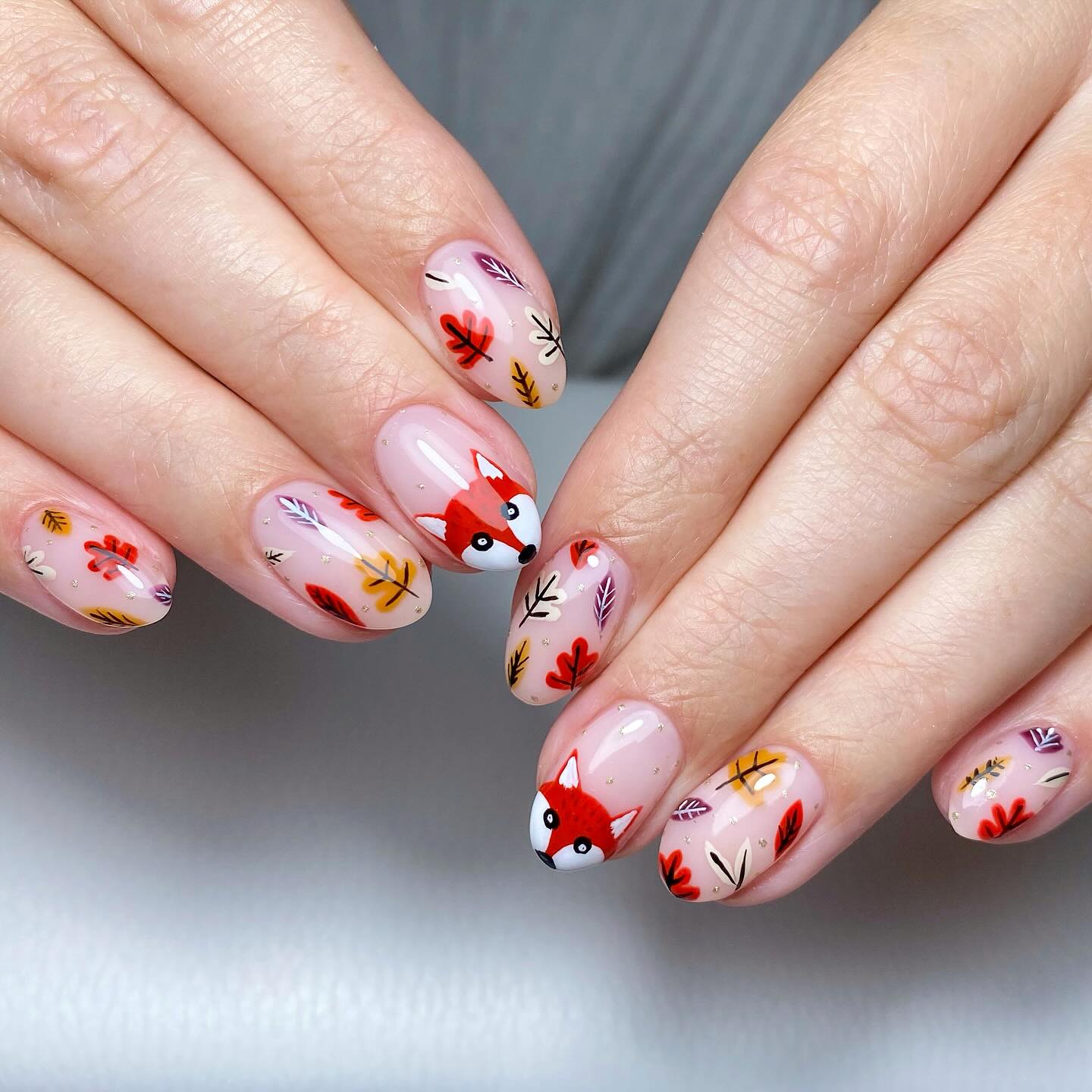 Cute Fox And Leaf Fall Nail Art