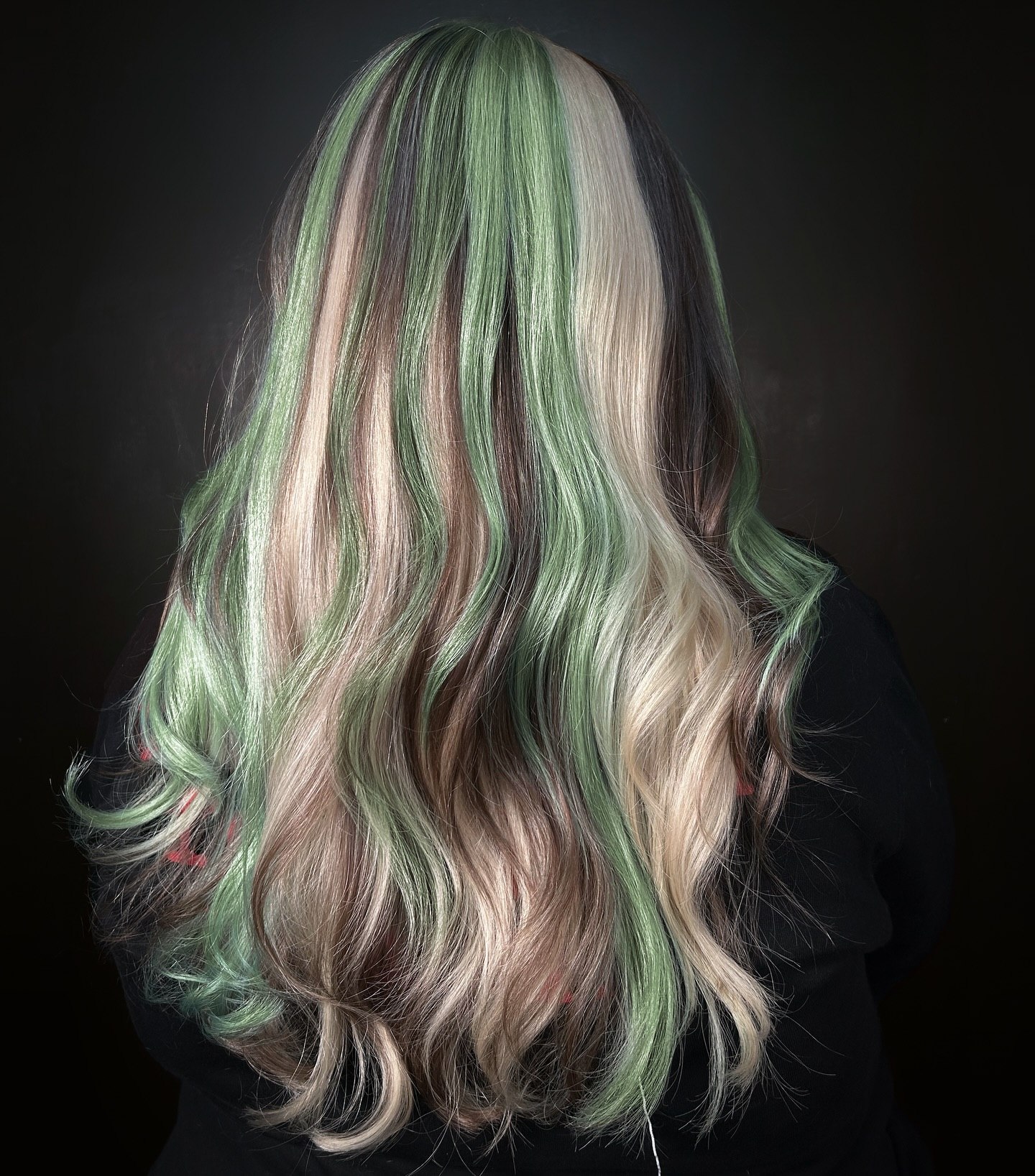 Pastel Mint and Blonde Striped Waves