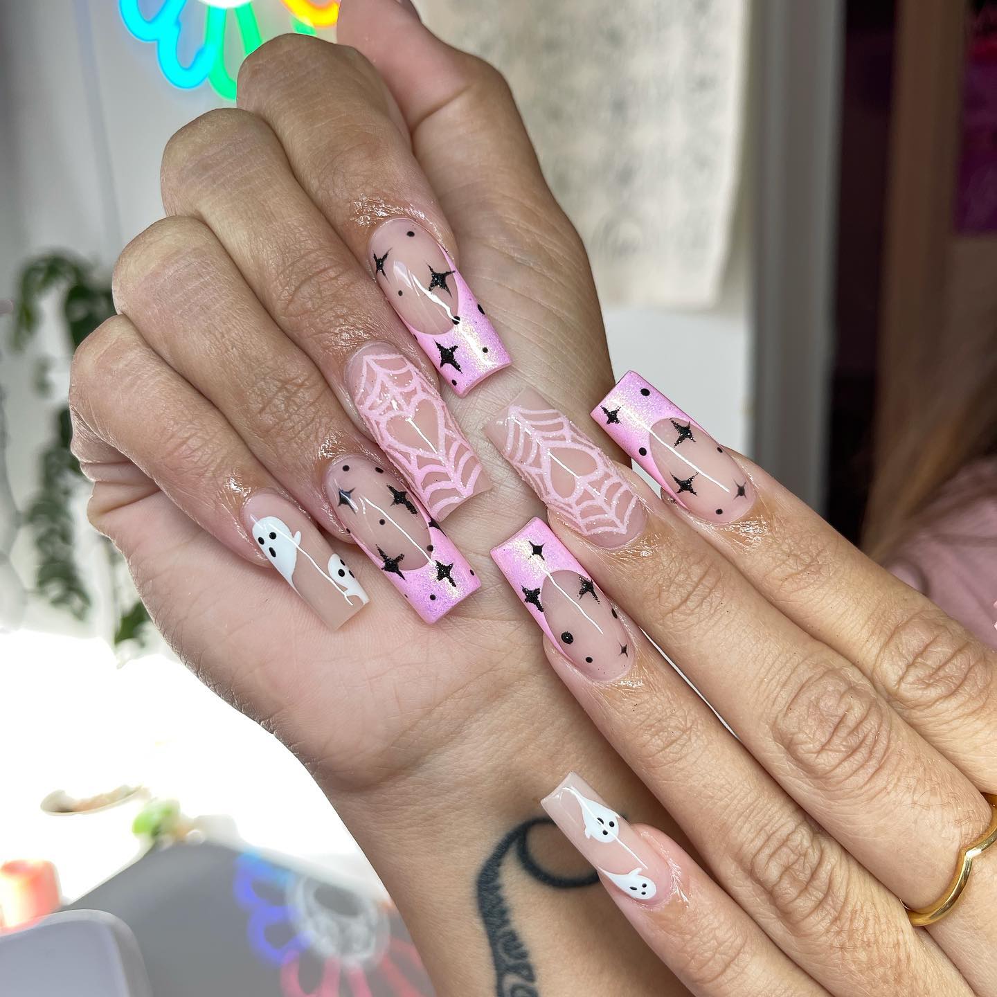 Pink Ghostly Halloween French Tips