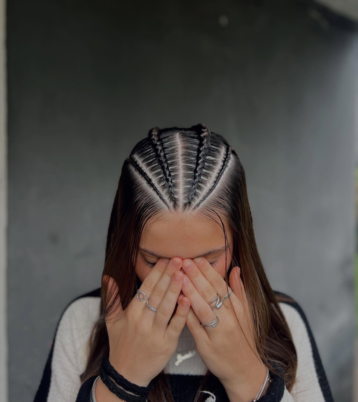 Sharp Cornrows With Flowing Waves