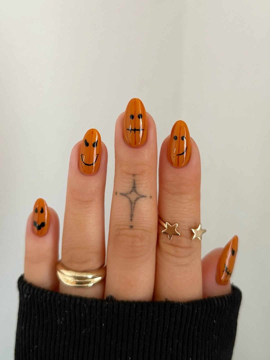 Spooky Pumpkin Face Halloween Almond Nails