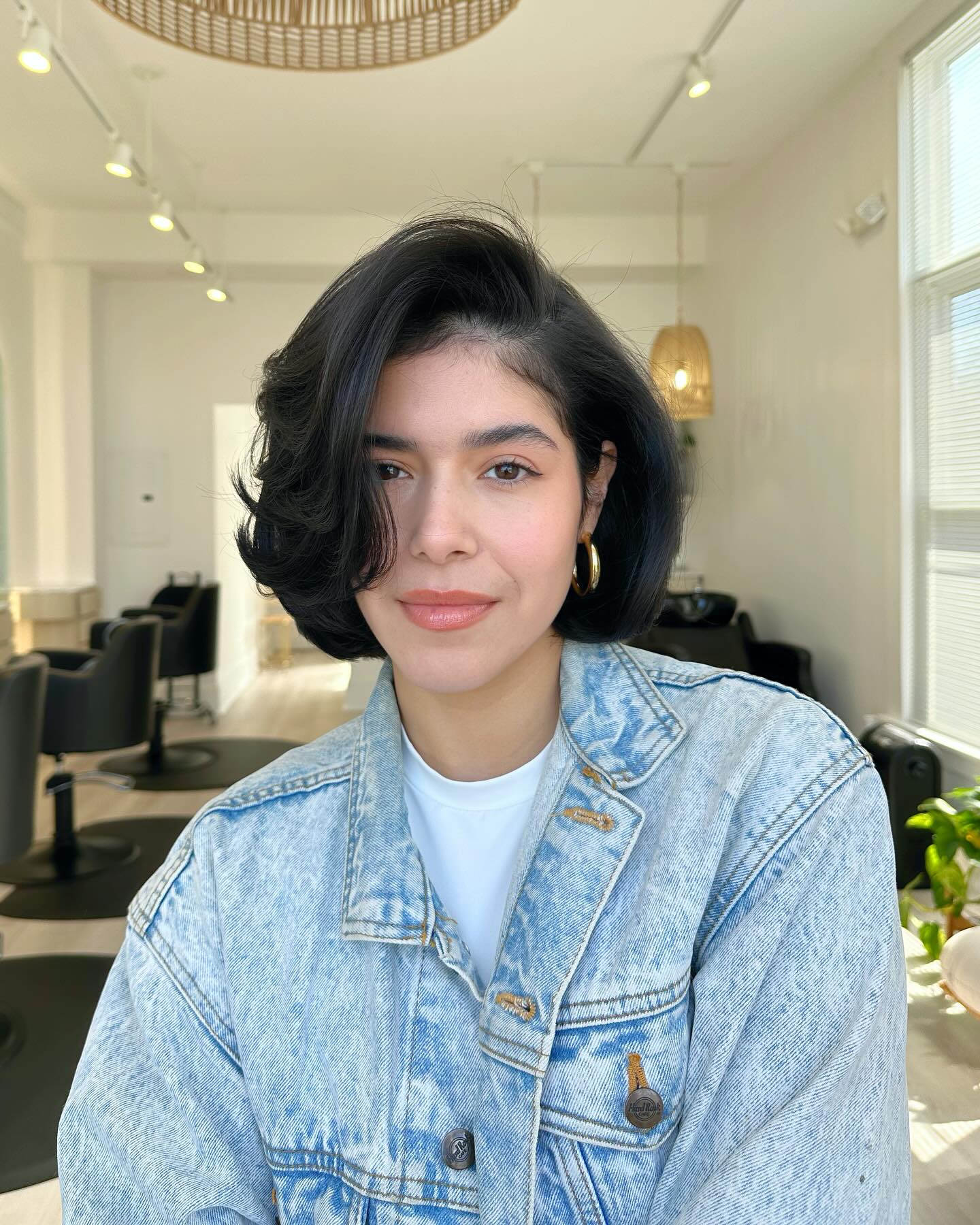 Voluminous Layered Bob With Soft Side Swept Bangs