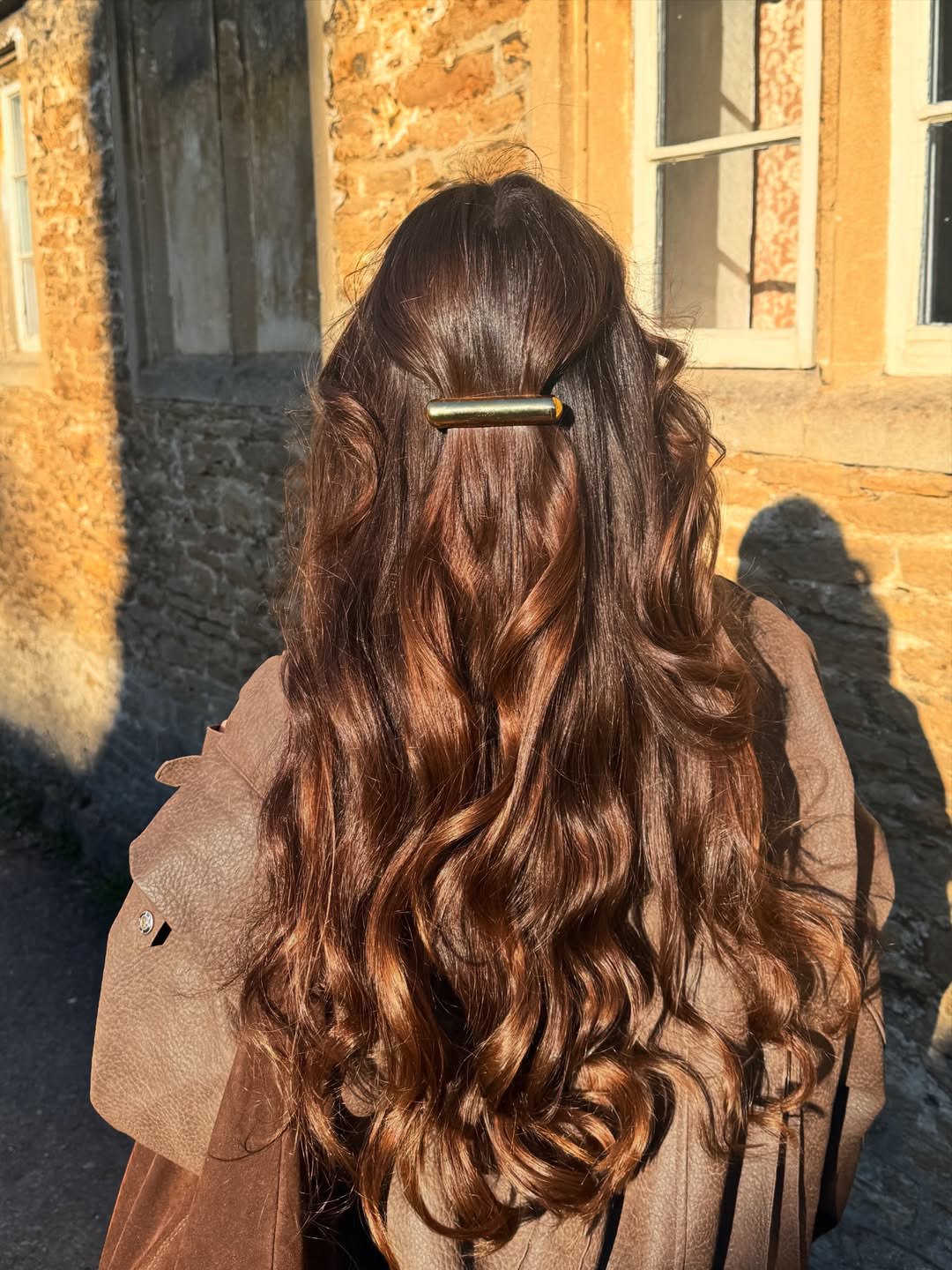 Effortless Waves With Chic Barrette