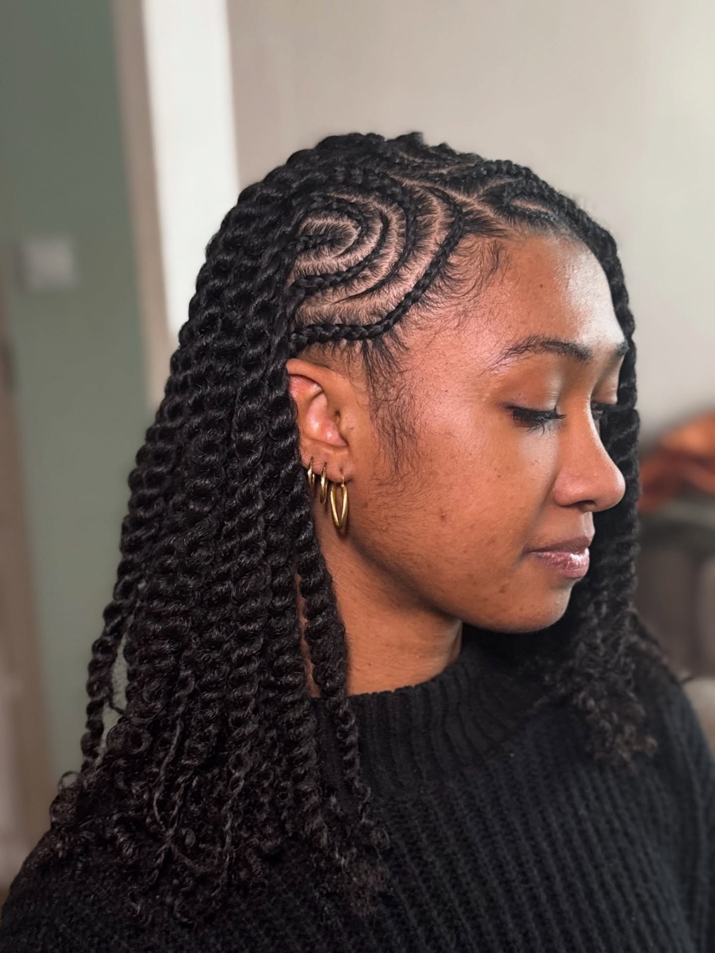 Elegant Swirl Flat Twists With Defined Twists