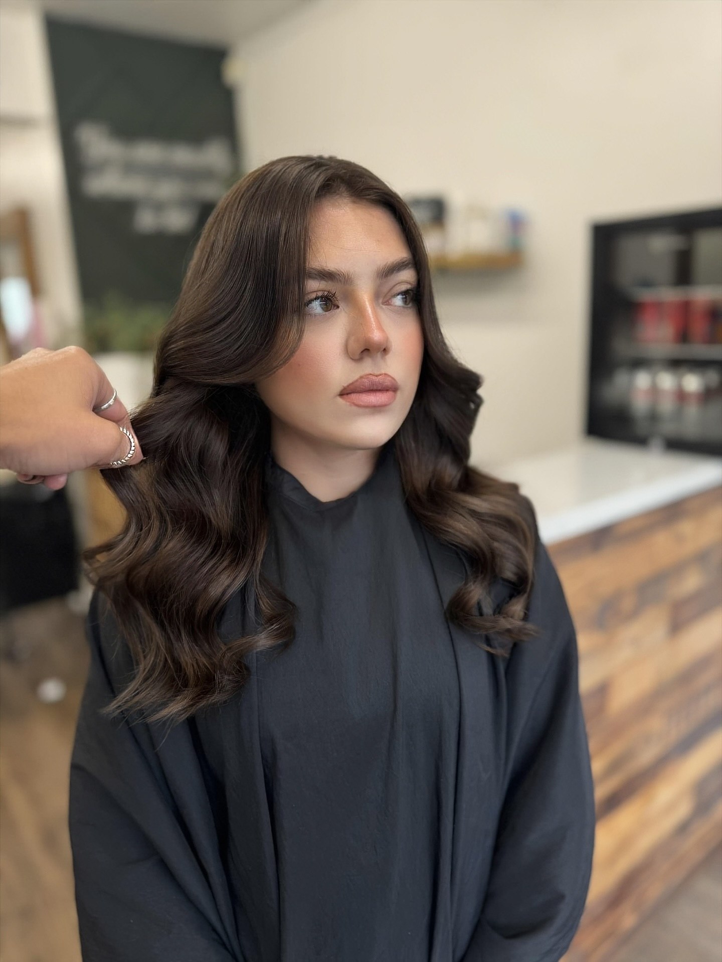 Espresso Waves With Face-Framing Layers