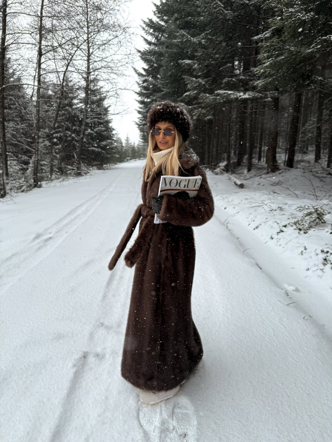 Luxurious Faux Fur Coat With Winter White Base Layer