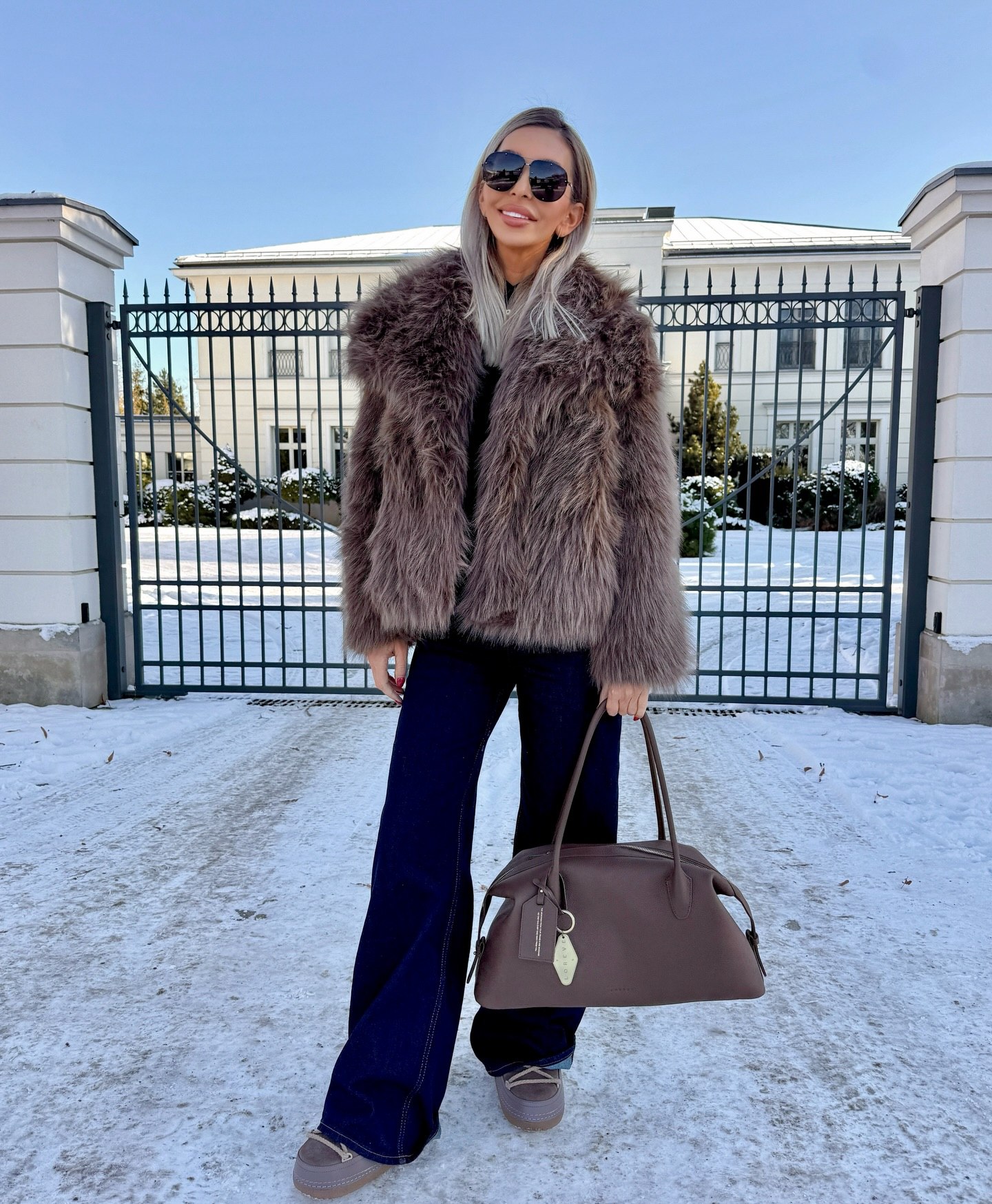 Luxurious Fur Jacket With Wide Leg Jeans
