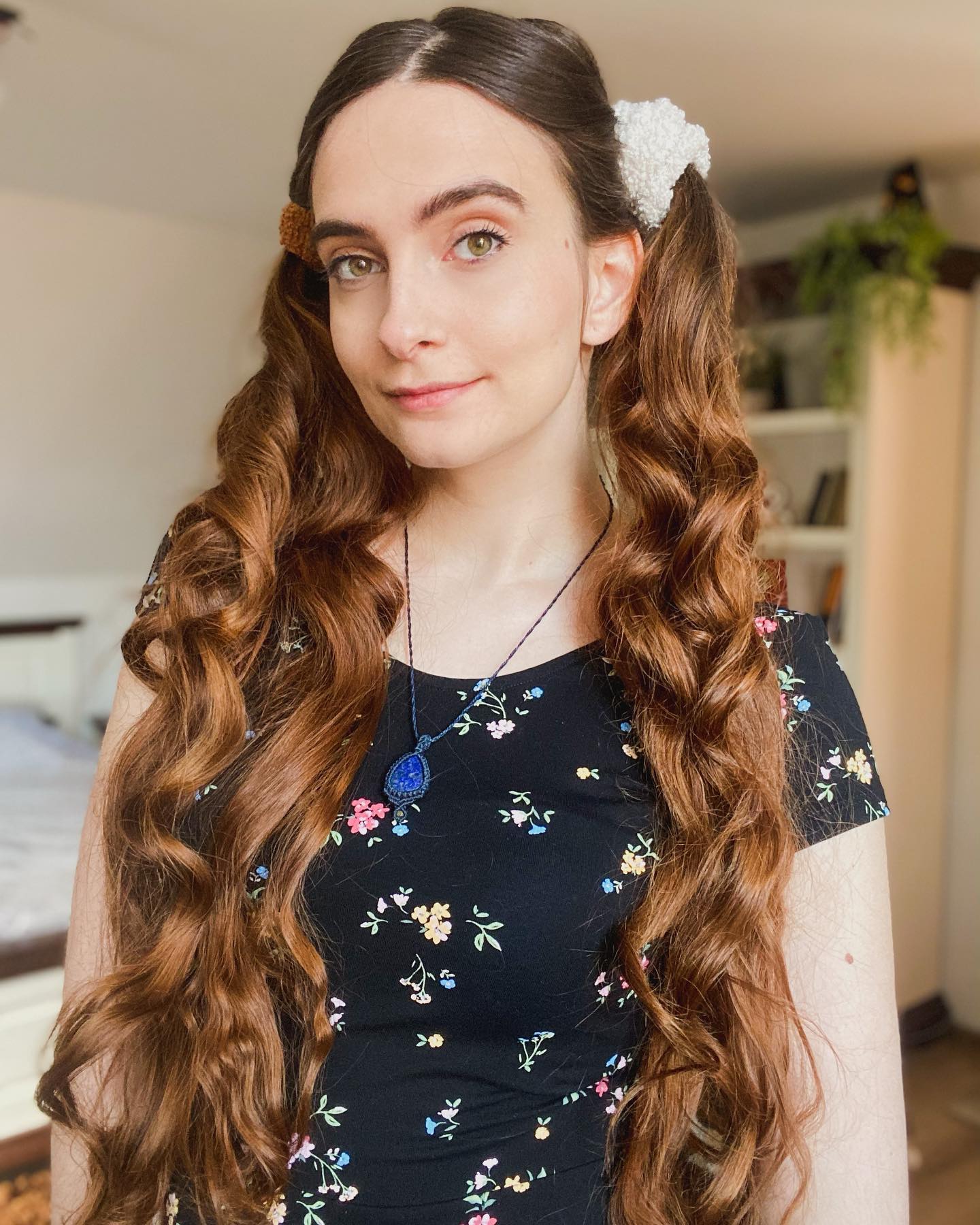 Romantic Heatless Curls With Braid Accent