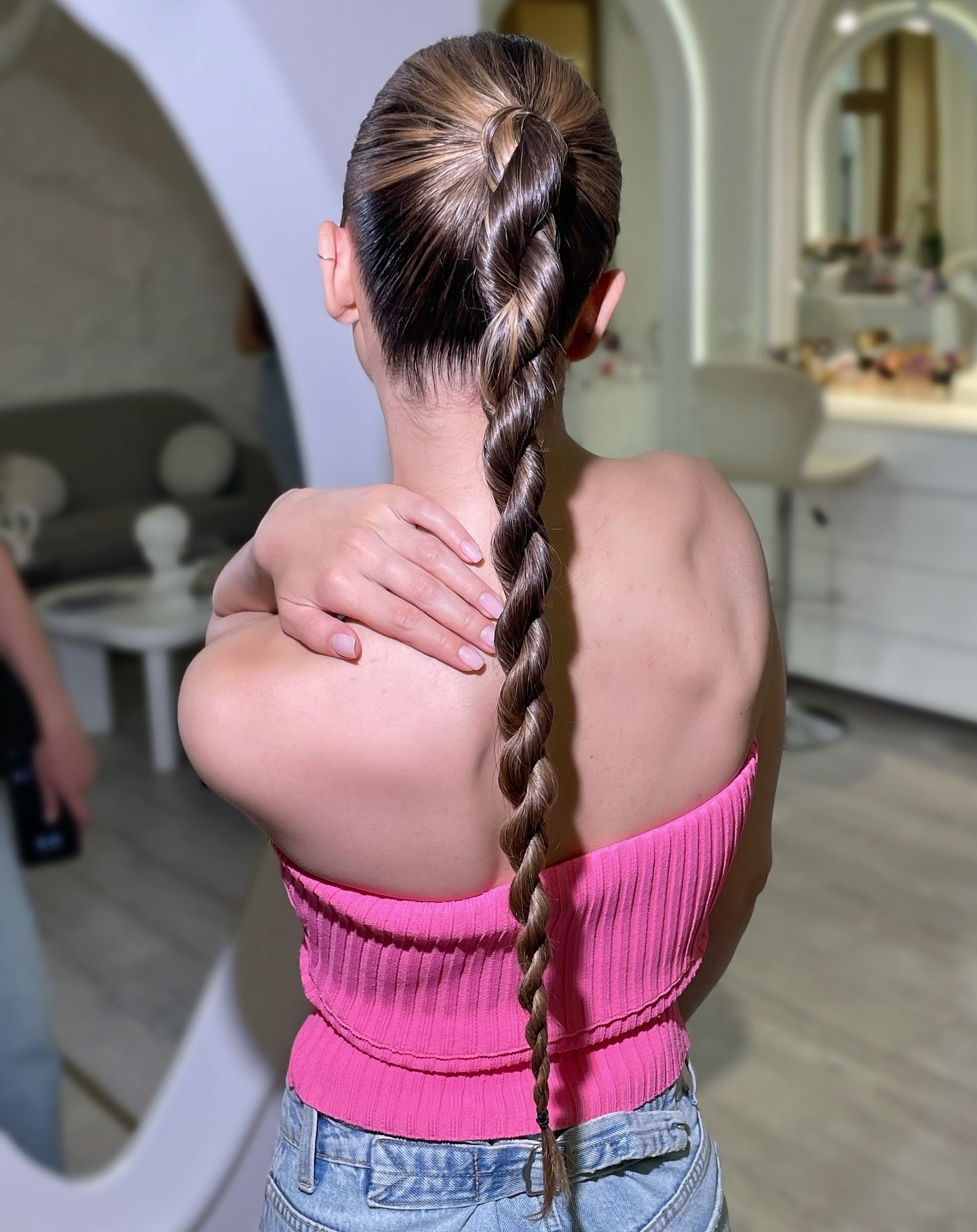 Twisted Rope Braid For Chic Work Style