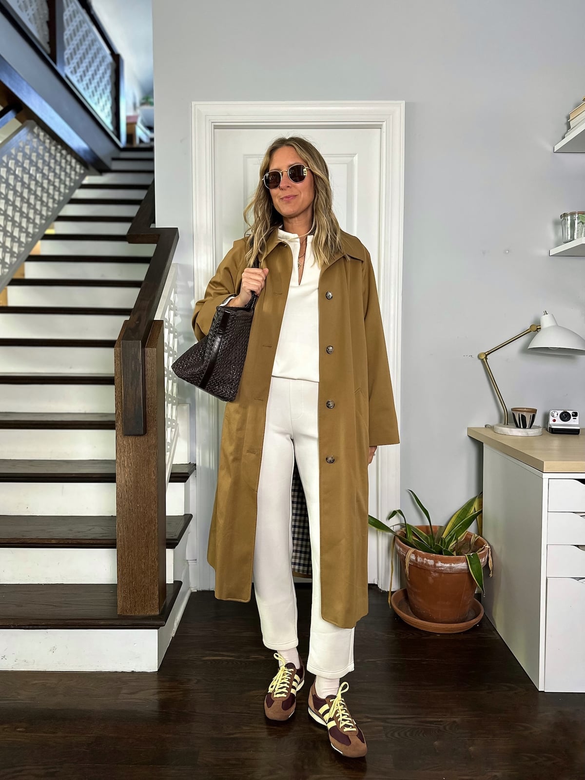 Brown trench coat with white sweatpants and sneakers, Close-Up Take — Casual Winter Outfits