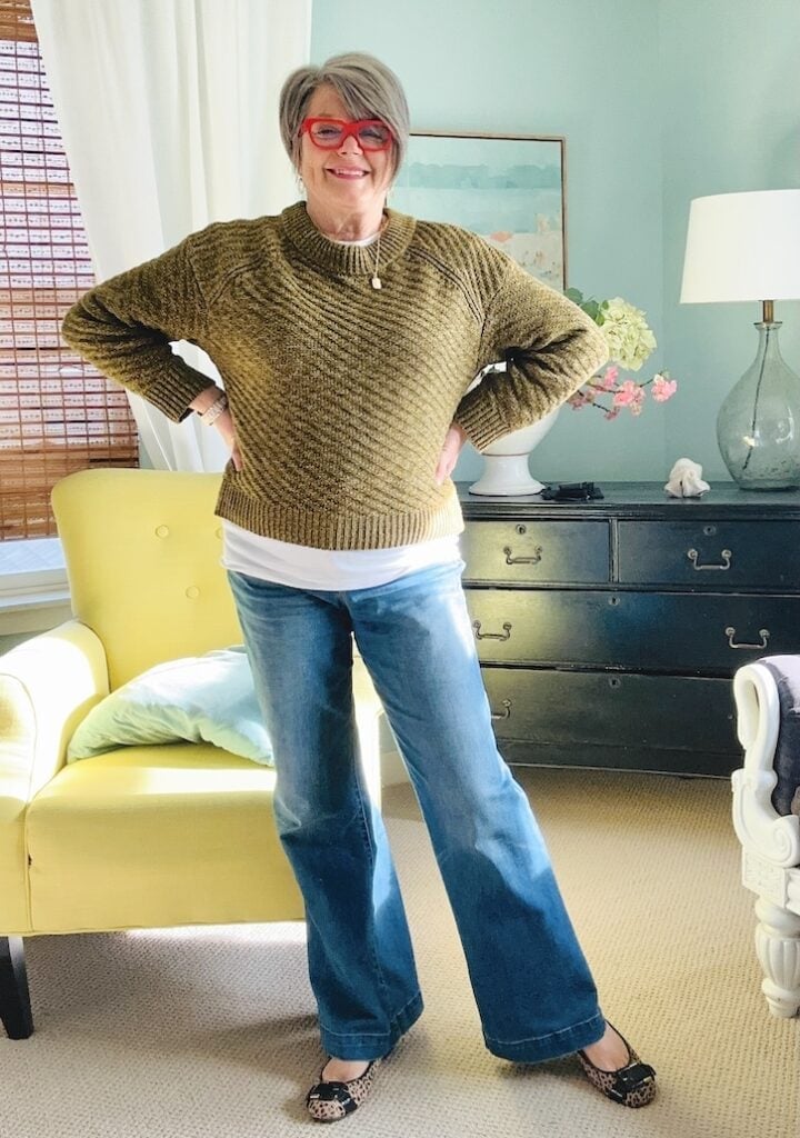 Olive green knit sweater with wide-leg jeans and leopard flats — Casual Winter Outfits