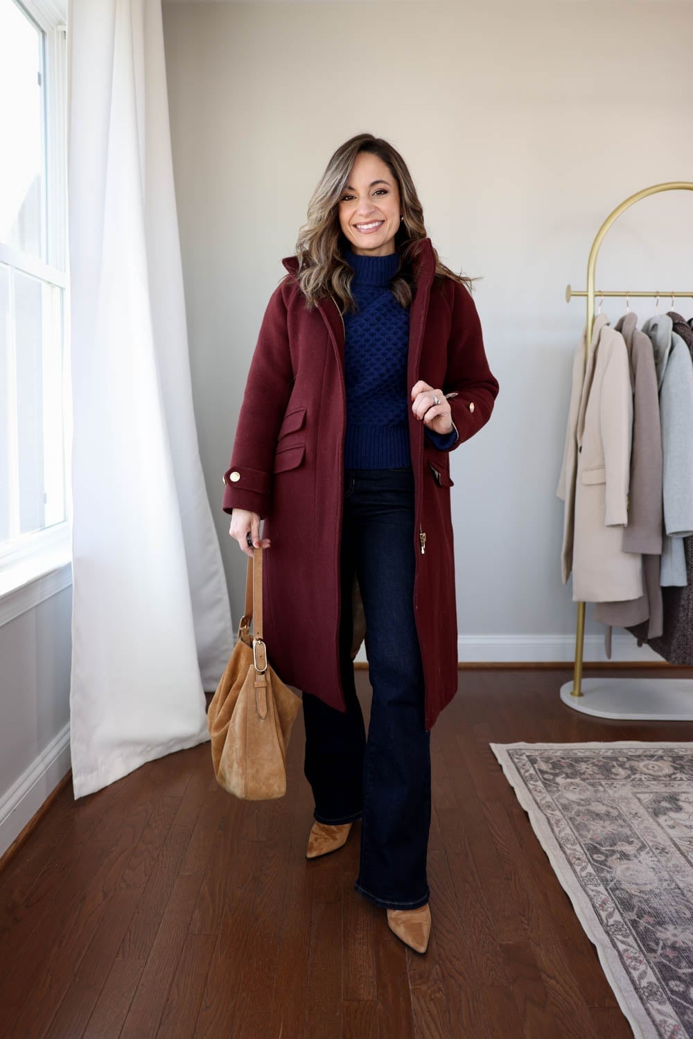 Burgundy wool coat with wide-leg jeans and suede bag — Casual Winter Outfits