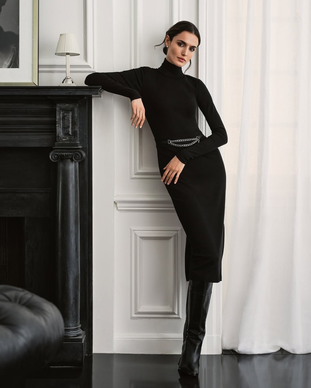 Chic Black Turtleneck Midi Dress With Chain Belt