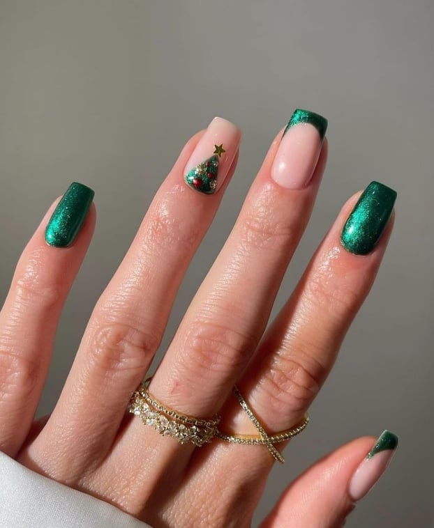 Christmas Tree Glitter Green French Medium Square Nails Christmas Tree Glitter Green French Medium Square Nails — Christmas Dip Nails