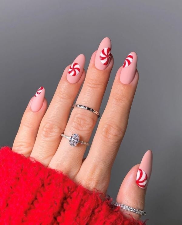 Matte Nude Candy Cane Stripe Long Almond Nails Matte Nude Candy Cane Stripe Long Almond Nails — Christmas Dip Nails