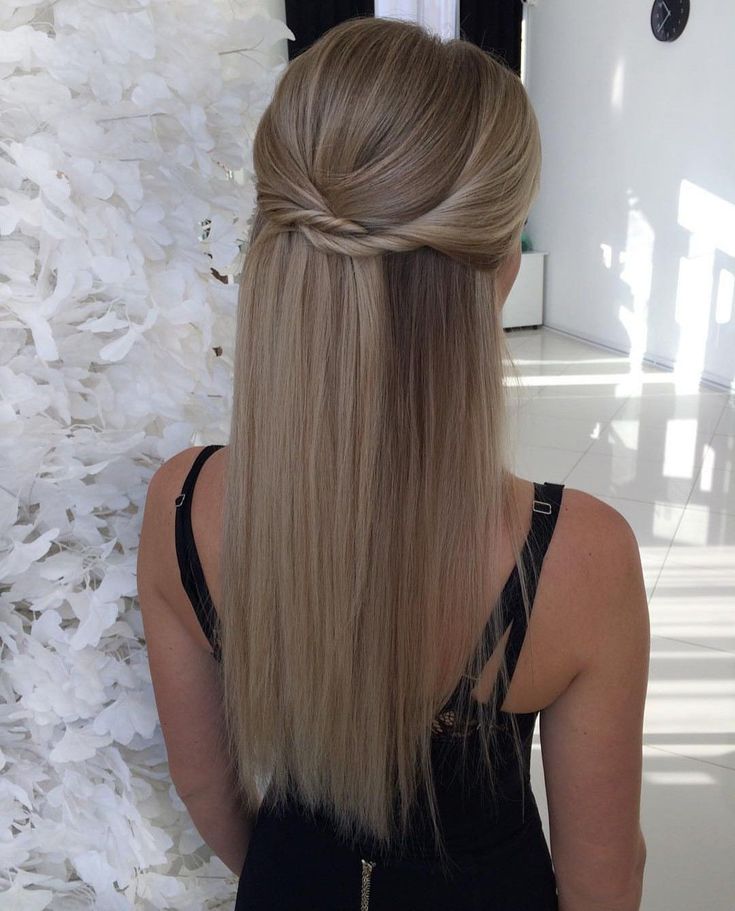 Ash Blonde Half Updo With Twisted Sections — Christmas Party Hairstyles