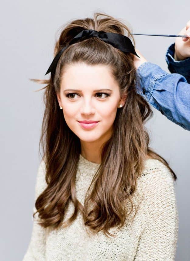 Ash Blonde Messy Low Bun With Face Framing — Christmas Party Hairstyles