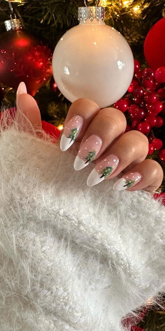 Medium Almond Red Green Trees And Snowflakes — Christmas Tree Nail Art