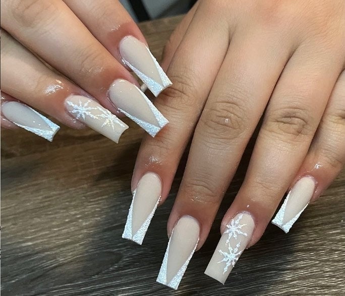 Beige Glitter French Tip Snowflake Coffin Nails — Coffin Christmas Nails