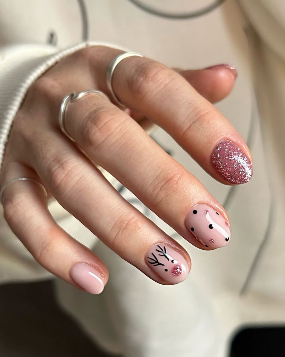 Cute Reindeer and Glitter Short Winter Nails