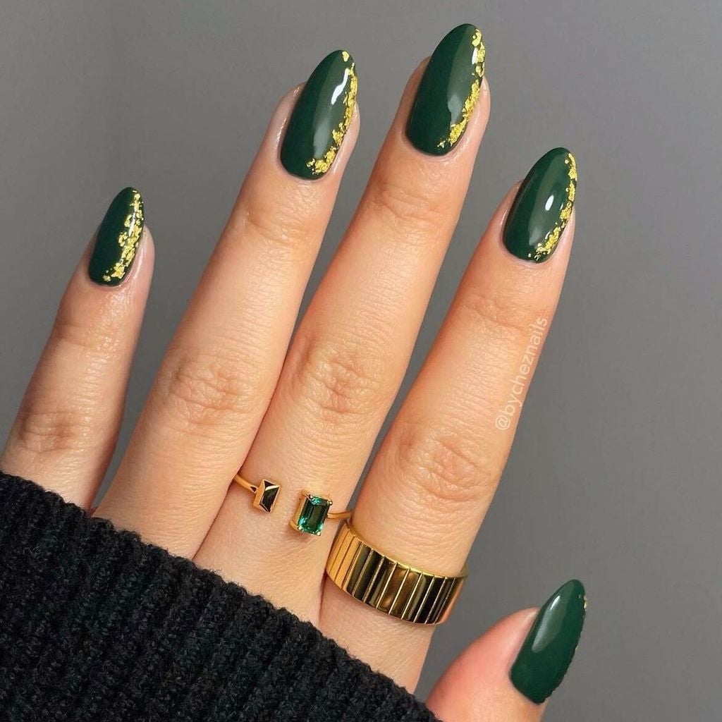 Deep Glossy Green with Gold Foil Accents — Dark Green Christmas Nails