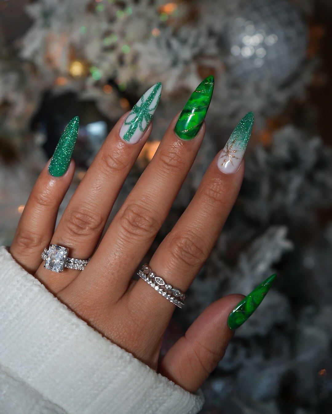 Emerald Green Swirl & Glitter Christmas Nails